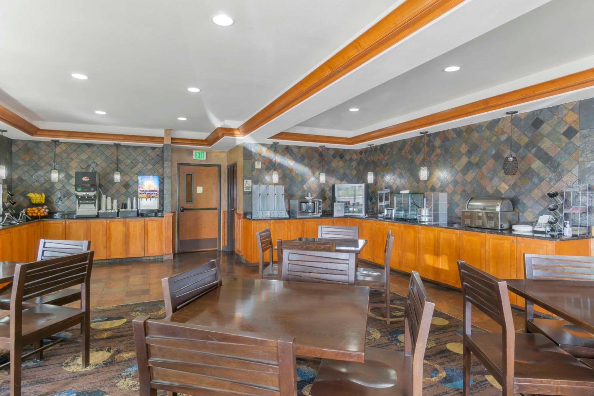 Best Western Plus Ellensburg Hotel photo 7