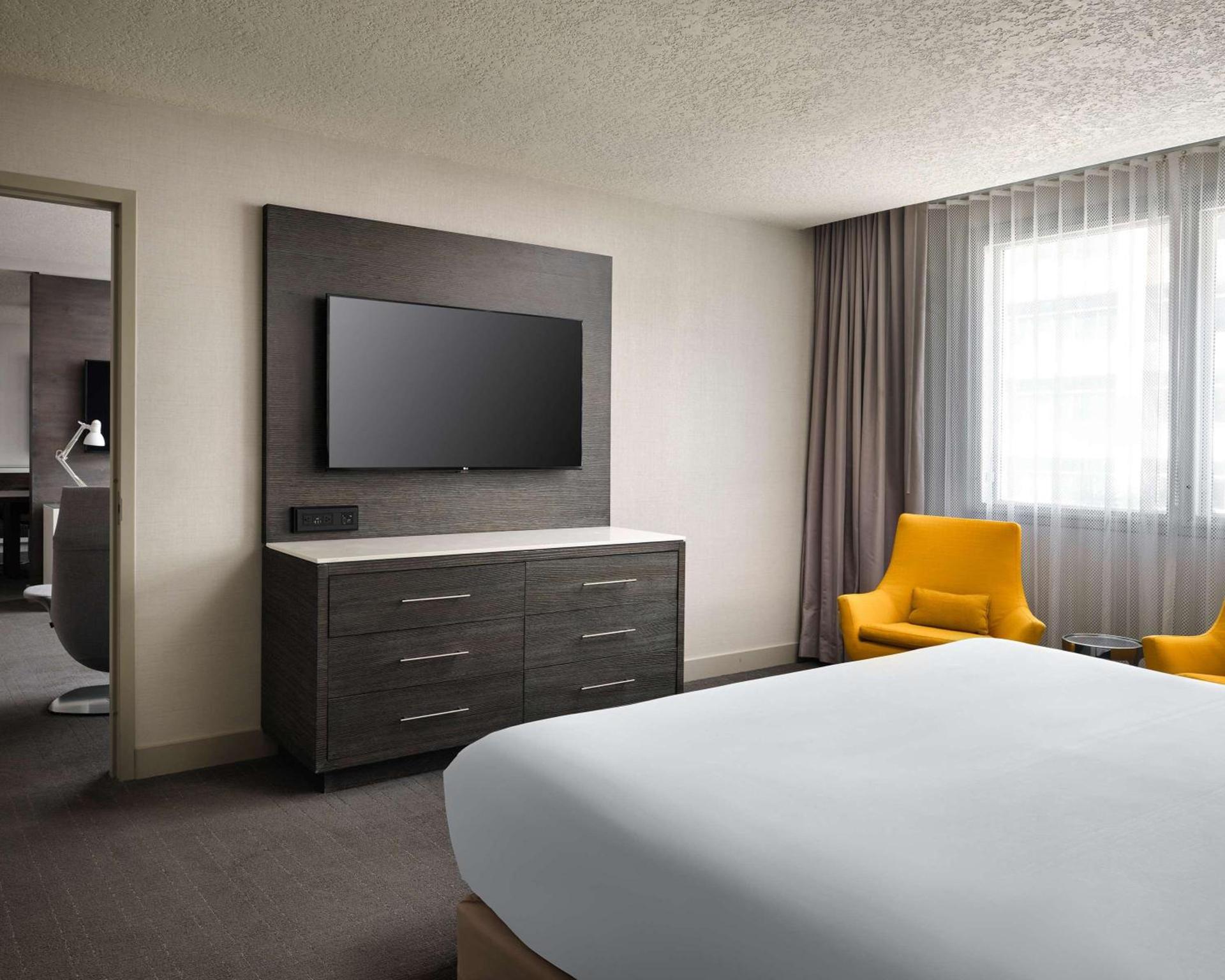 Hyatt Regency Los Angeles International Airport photo 16