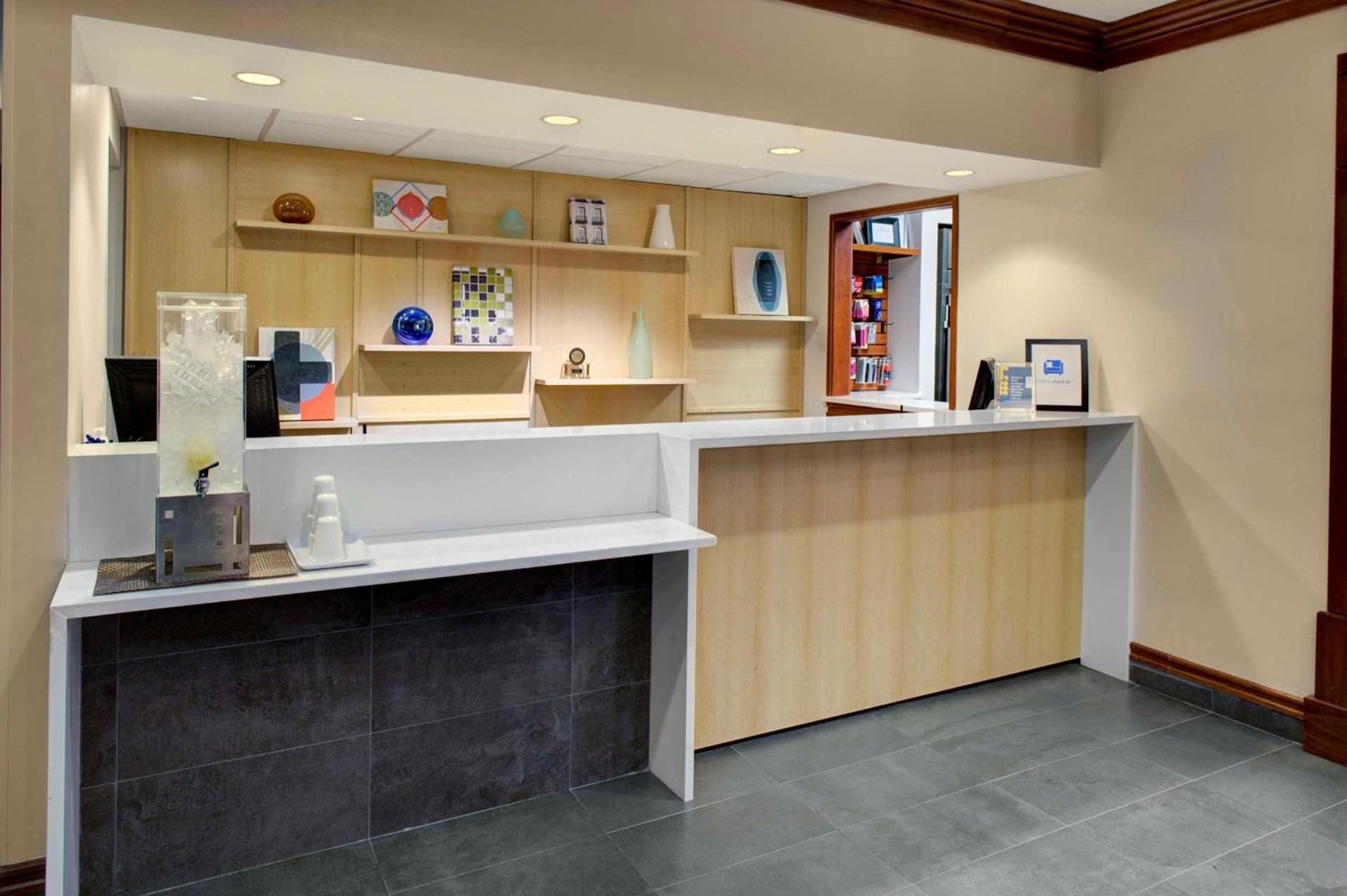 Hyatt House Boston/Burlington photo 2