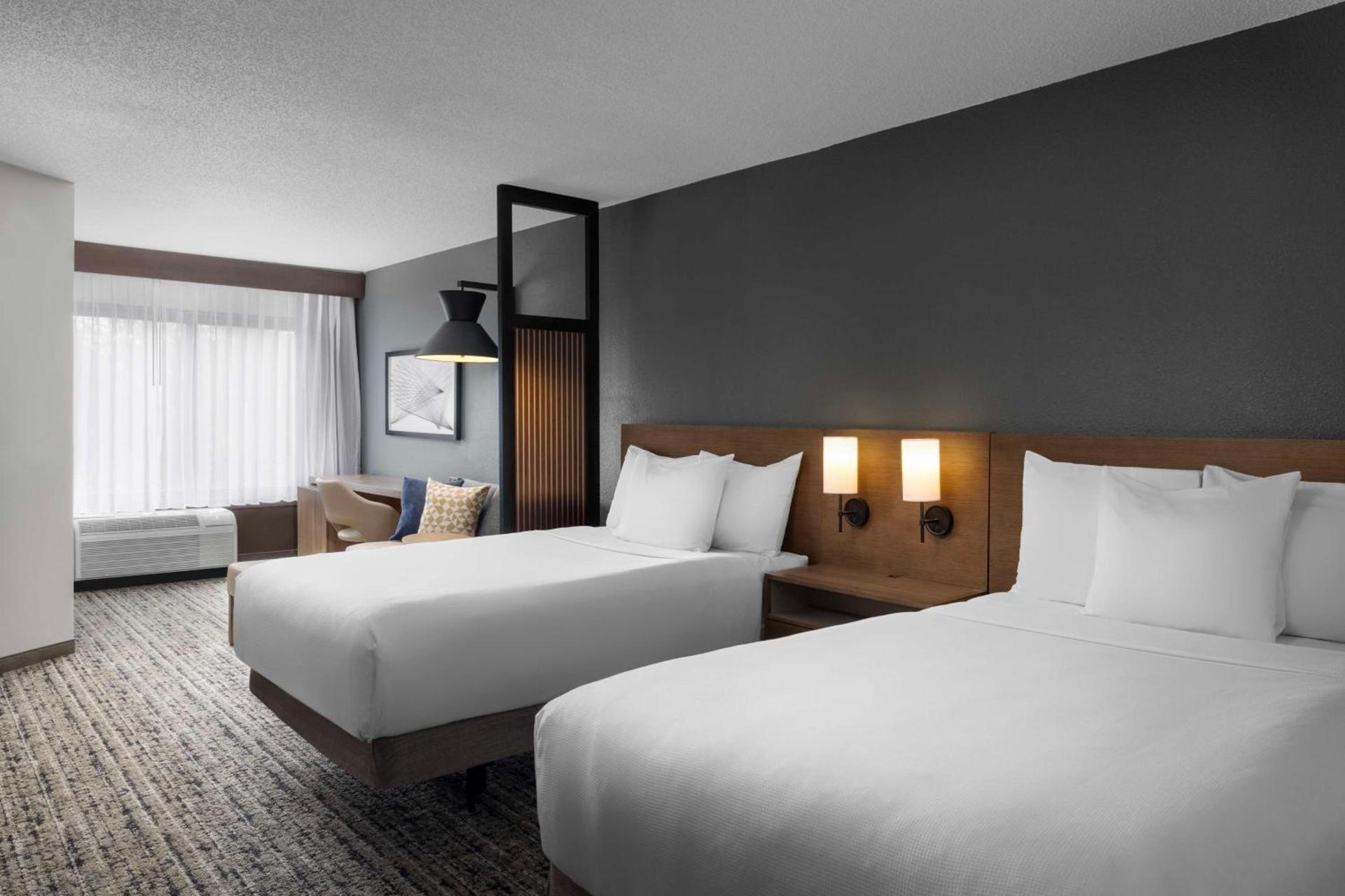 Hyatt Place Dallas North by the Galleria photo 12