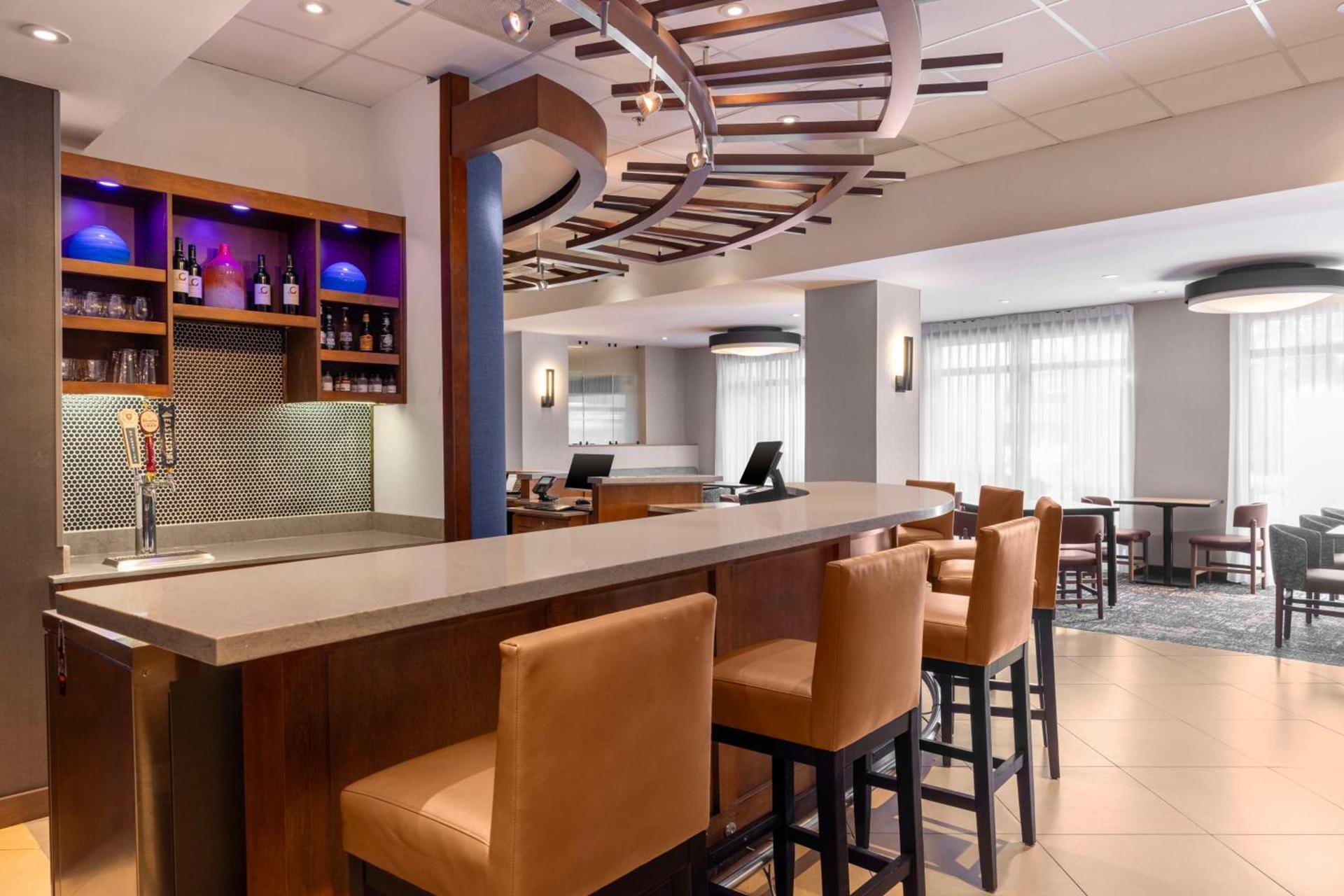 Hyatt Place Dallas North by the Galleria photo 18