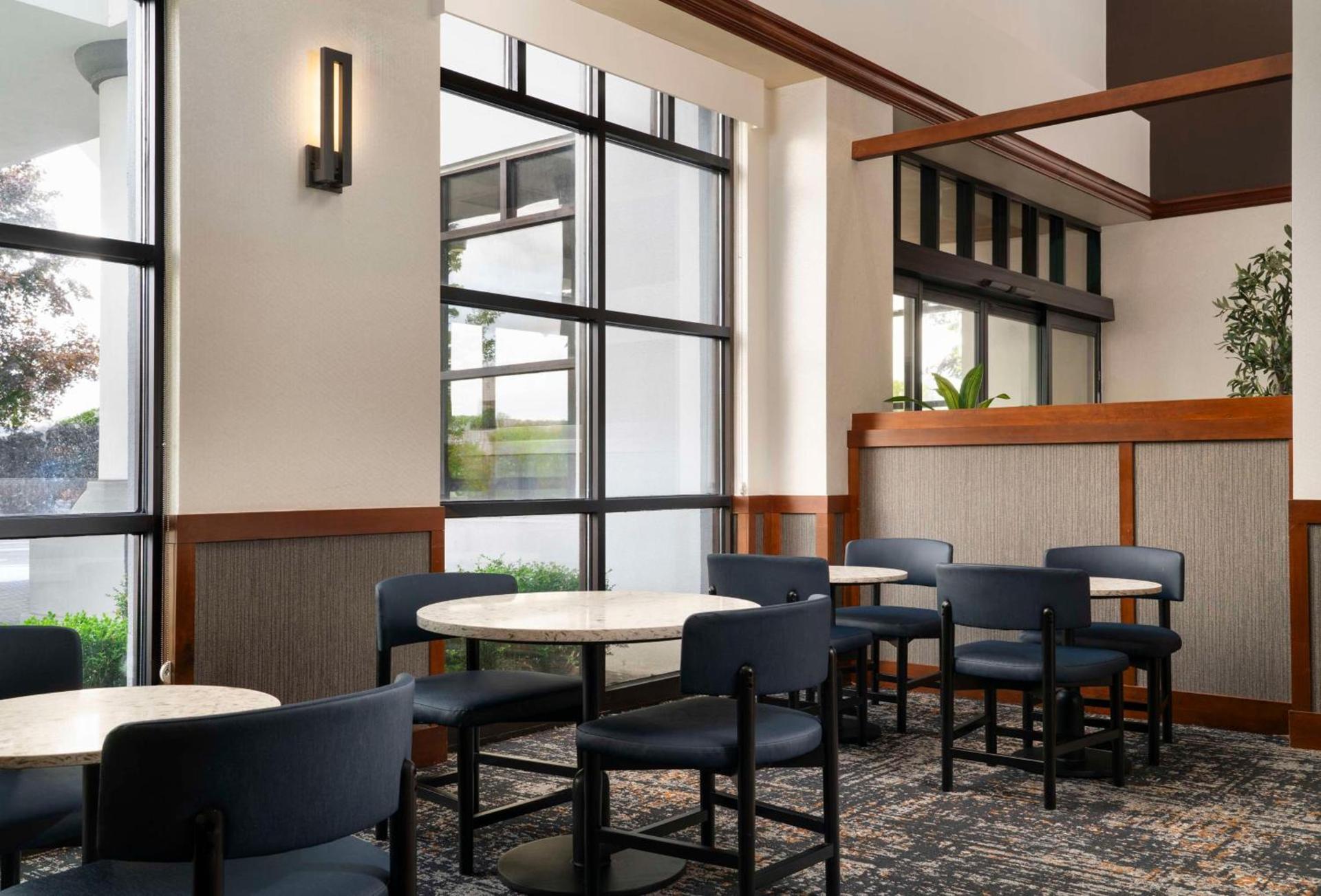 Hyatt Place Secaucus Meadowlands photo 7