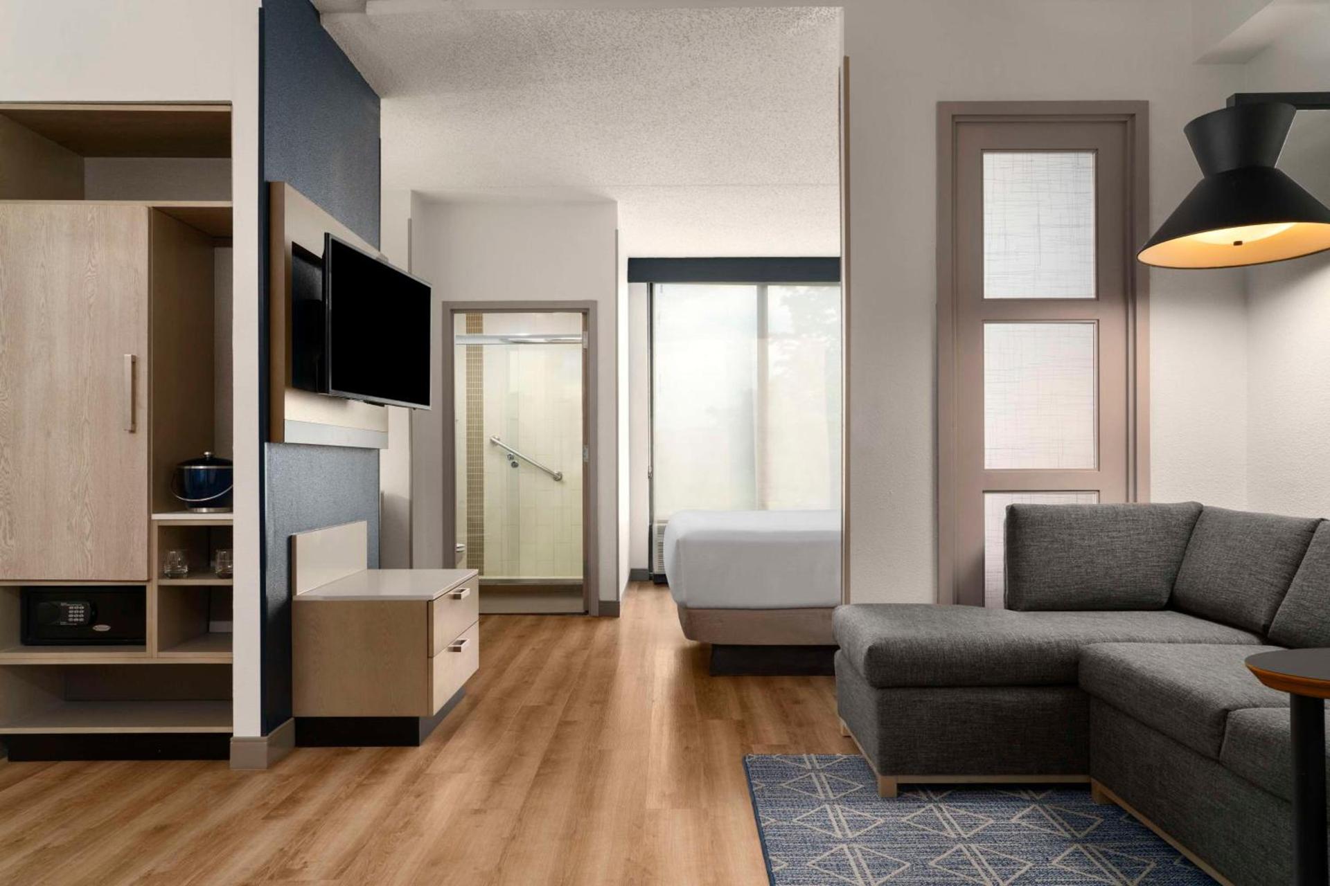 Hyatt Place Secaucus Meadowlands photo 8