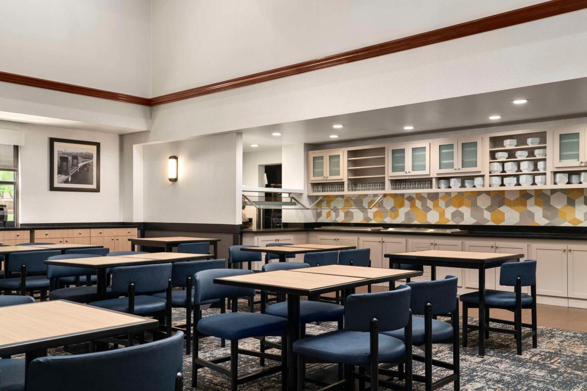 Hyatt Place Secaucus Meadowlands photo 12