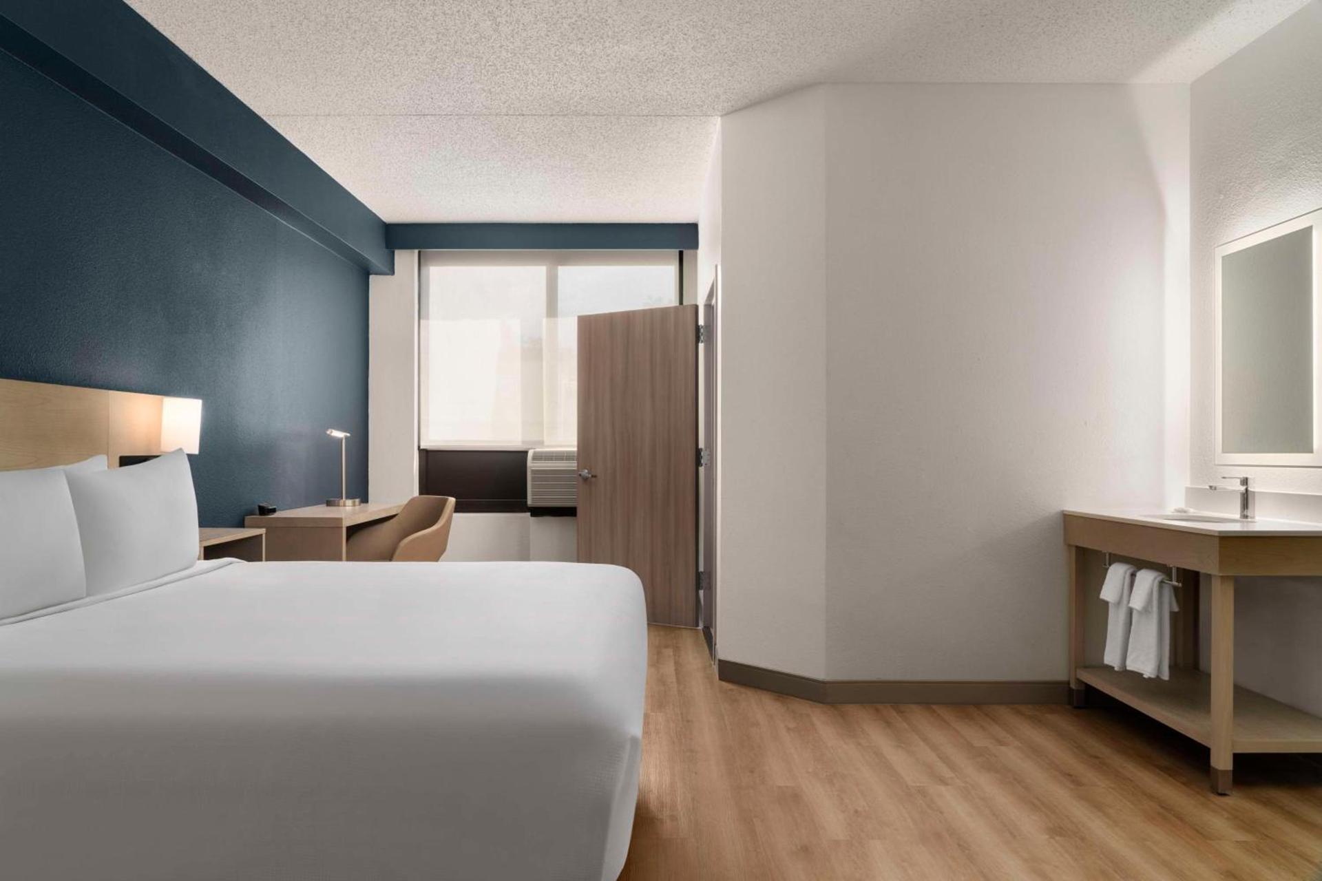 Hyatt Place Secaucus Meadowlands photo 20