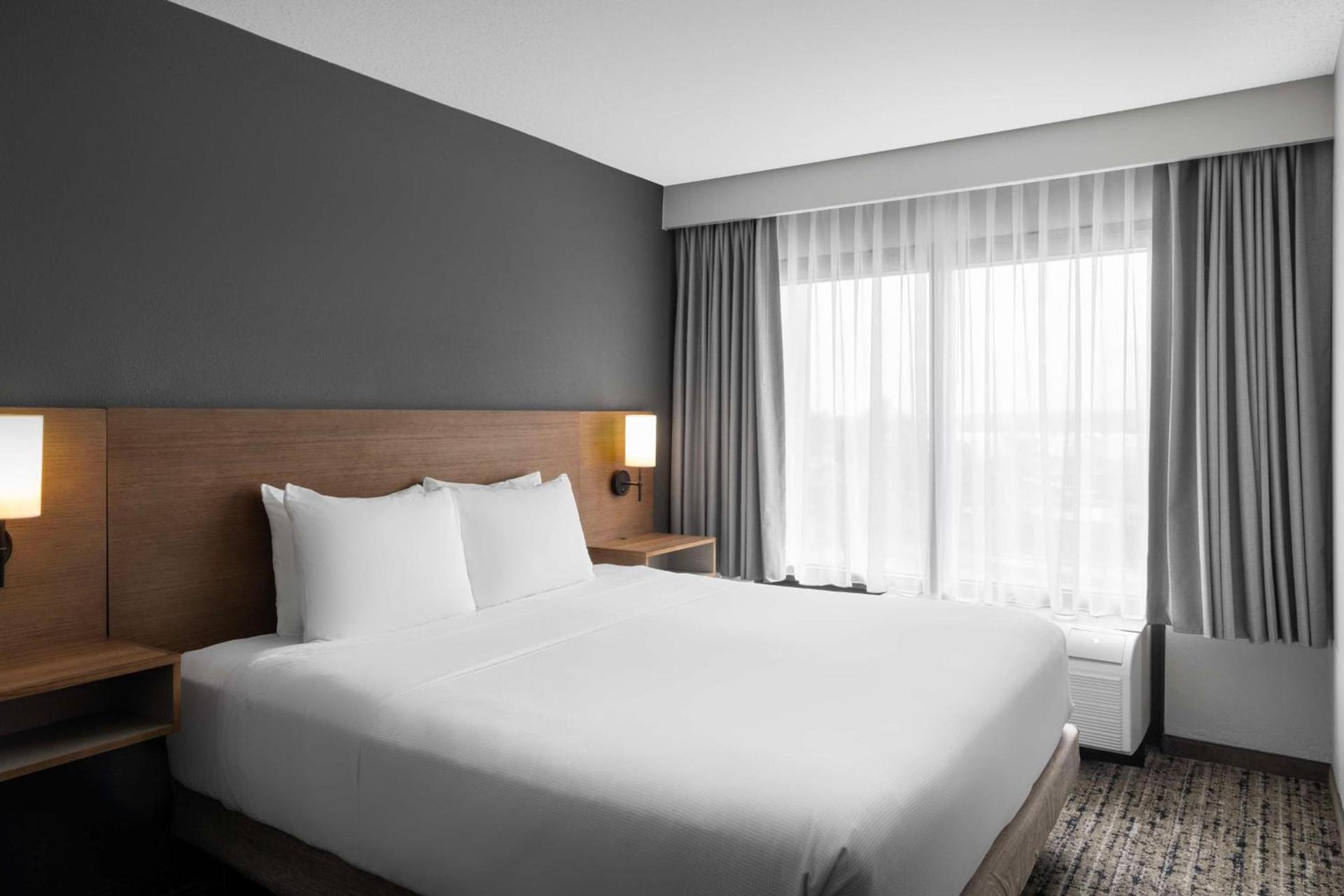 Hyatt Place Atlanta/Cobb Galleria photo 12