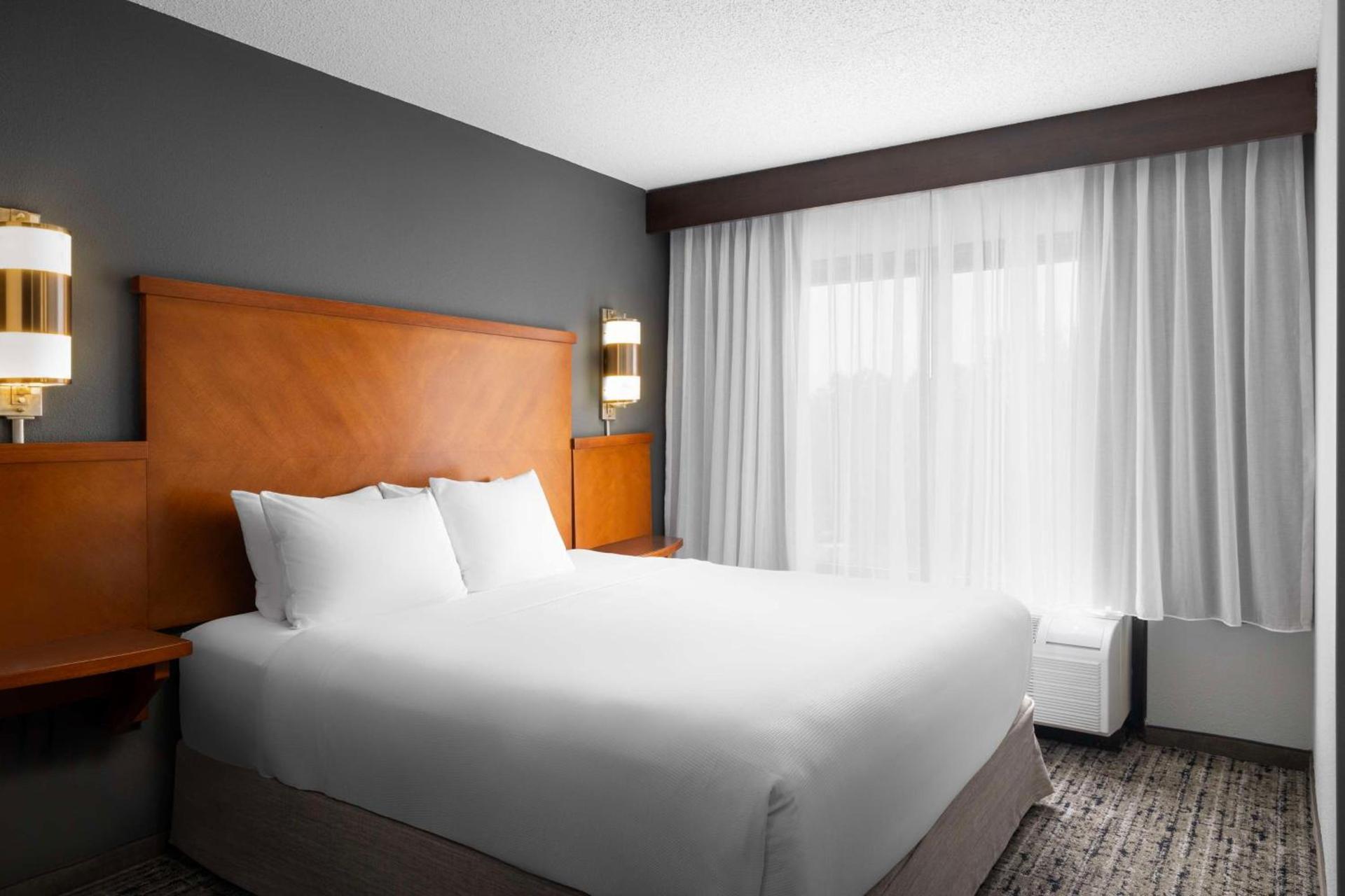Hyatt Place Atlanta Airport South photo 11