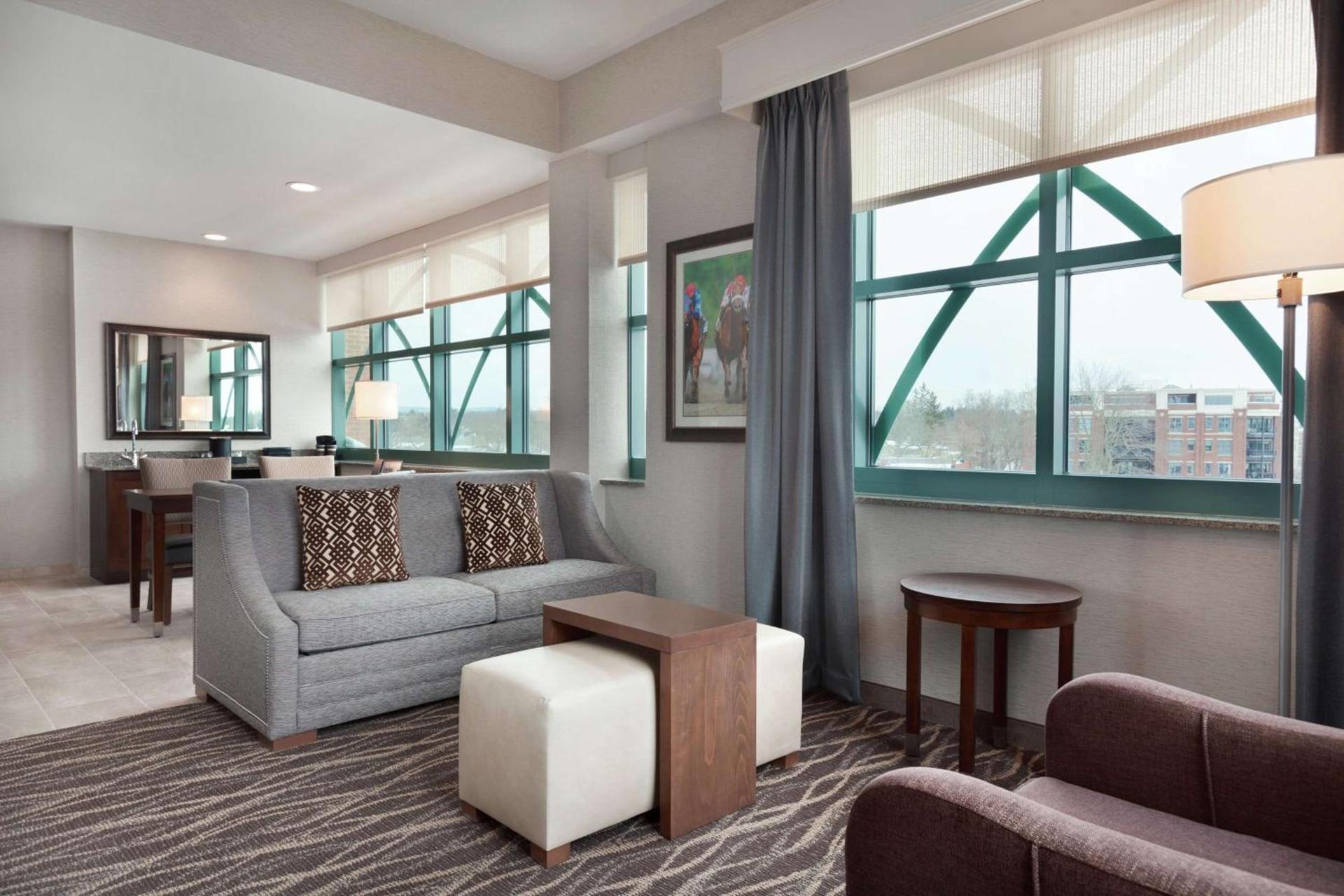 Embassy Suites Saratoga Springs photo 12