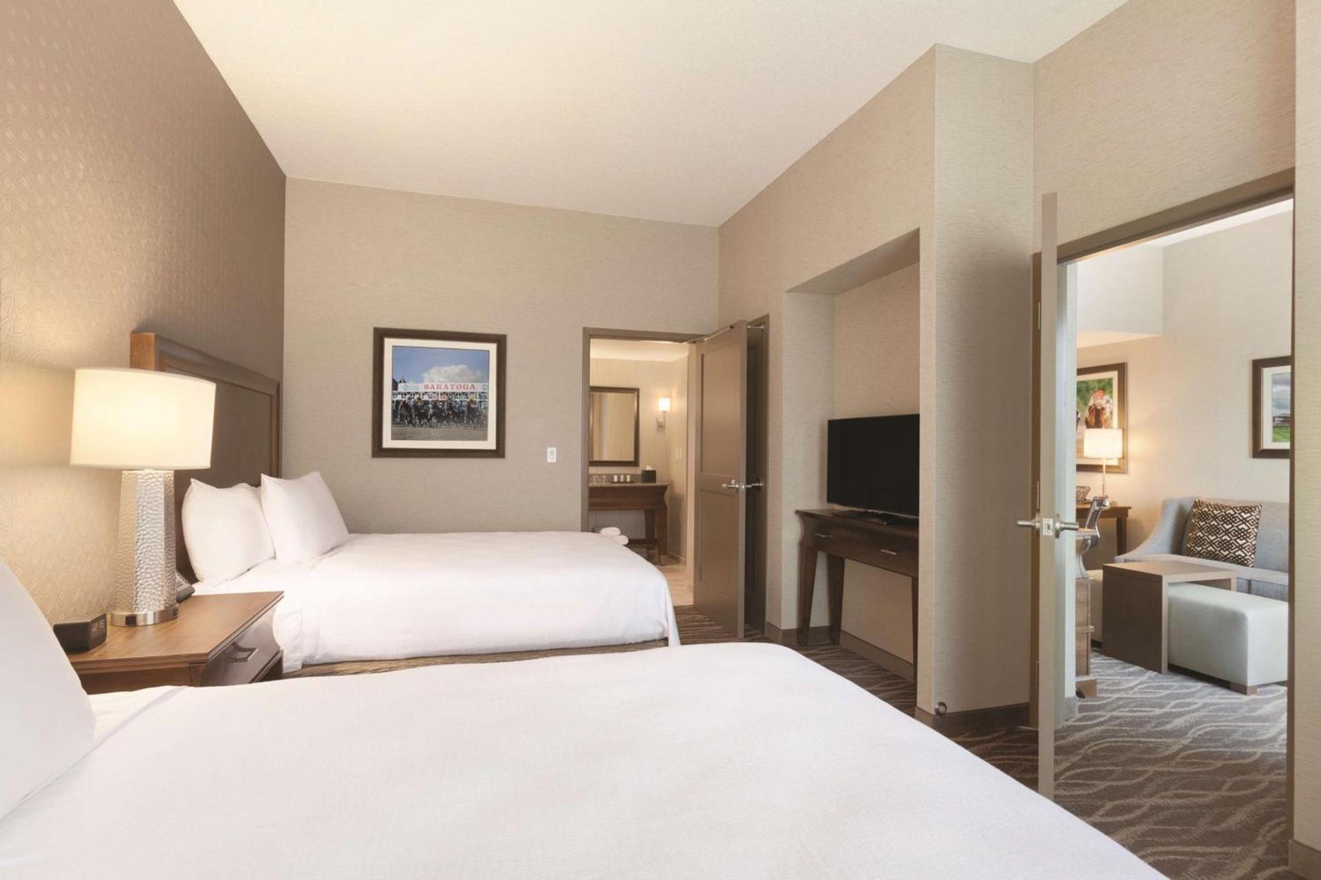 Embassy Suites Saratoga Springs photo 22
