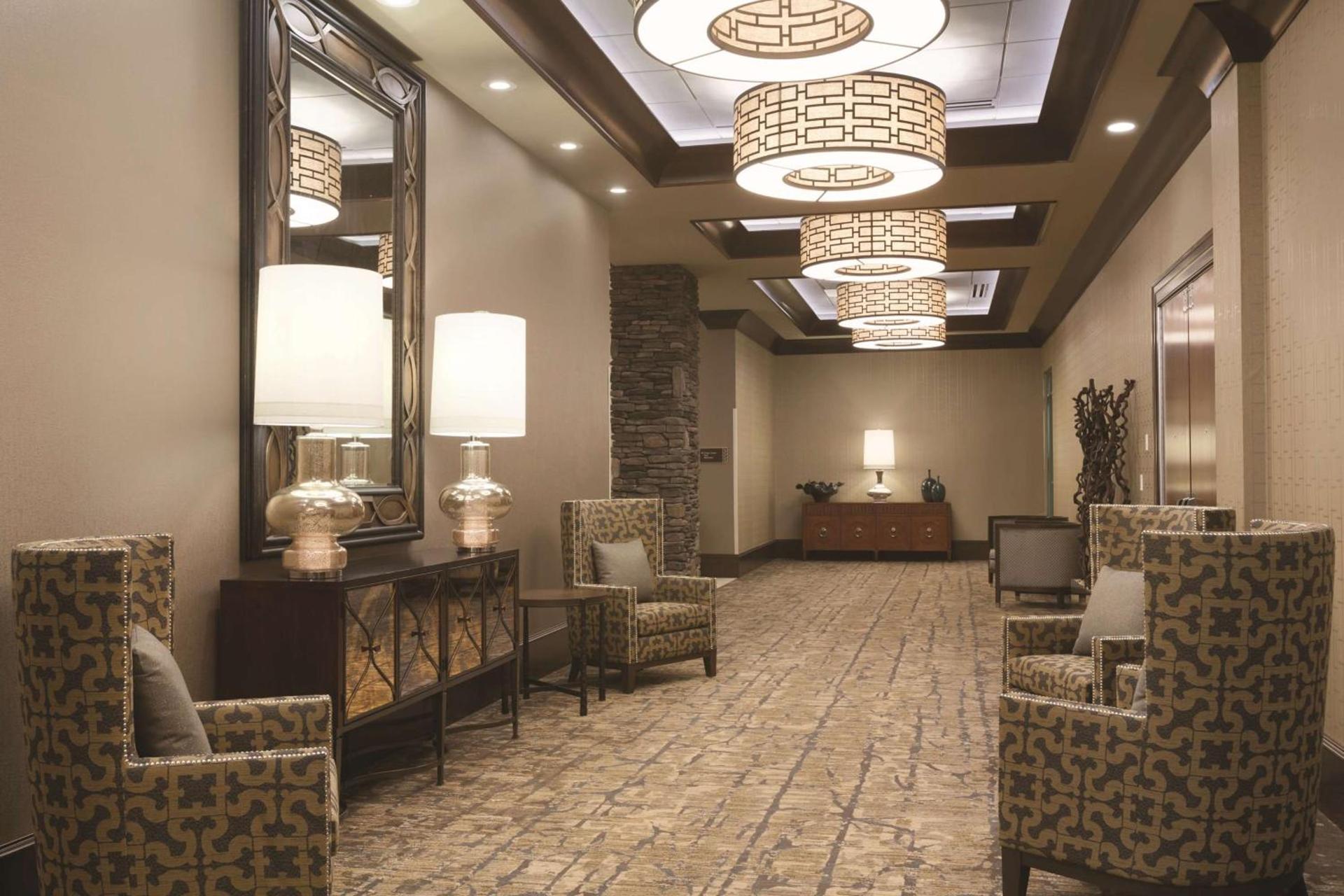 Embassy Suites Saratoga Springs photo 29