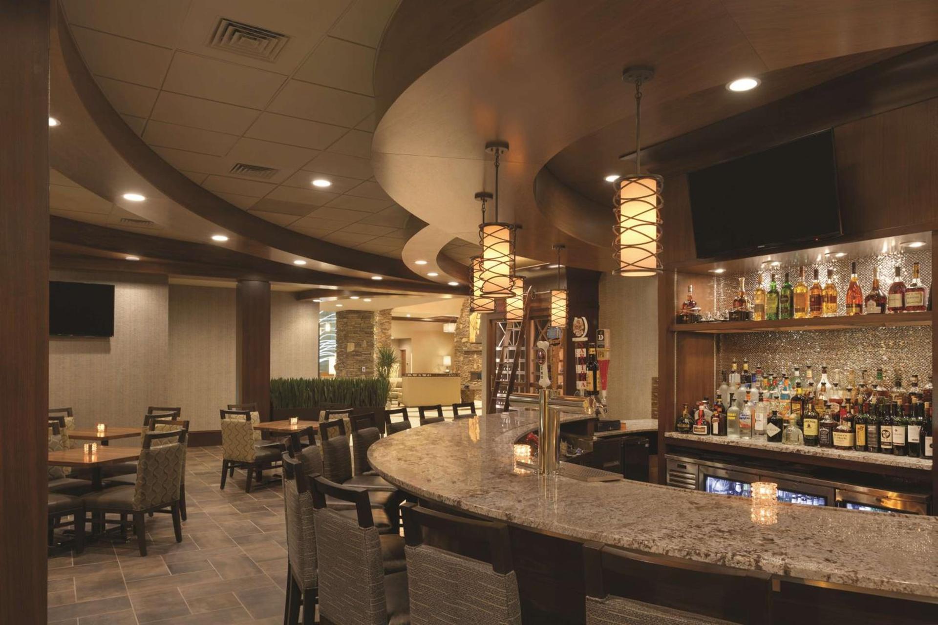 Embassy Suites Saratoga Springs photo 35