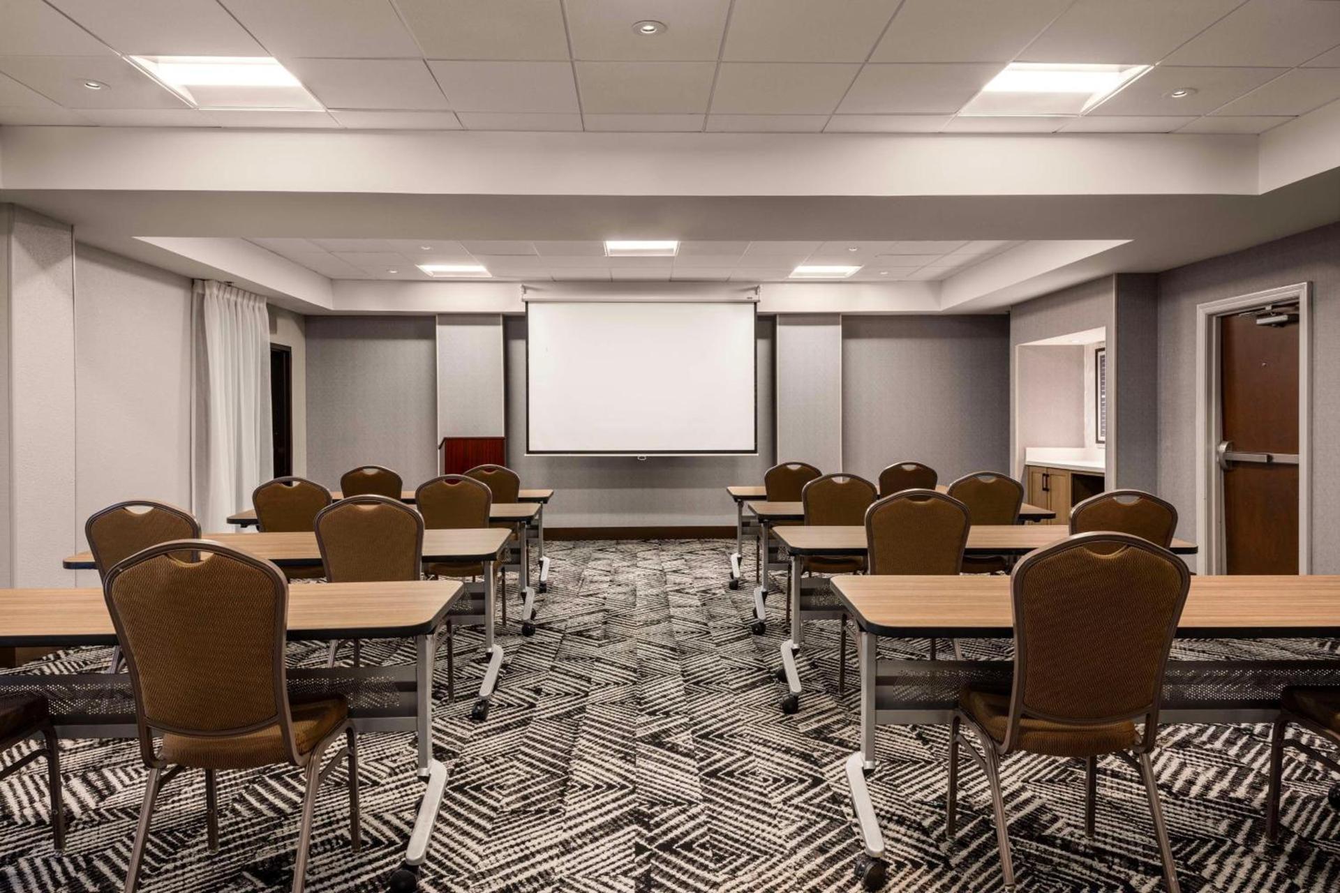 Hyatt Place Mt. Laurel photo 16