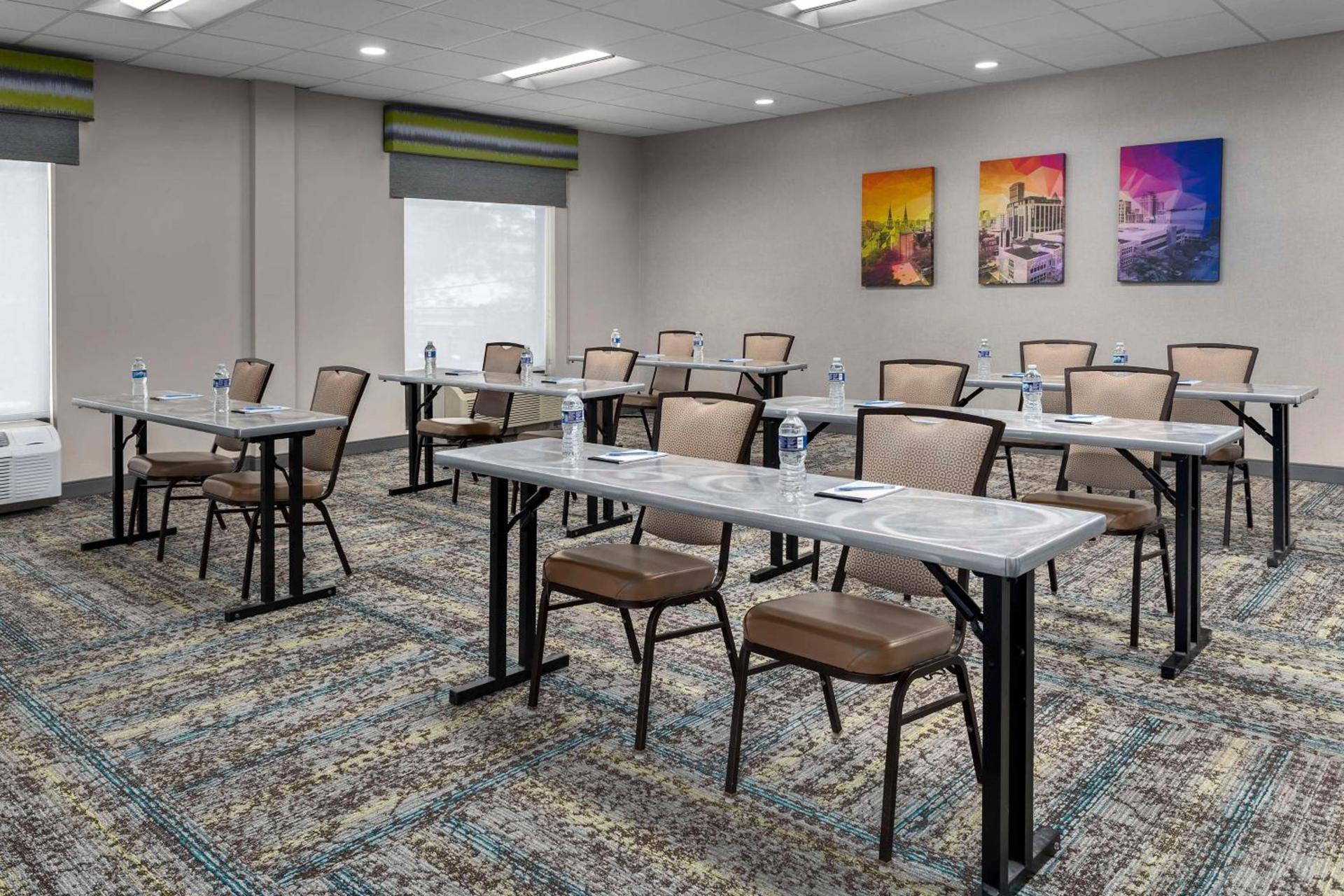 Hampton Inn Birmingham I-65/Lakeshore Drive photo 26