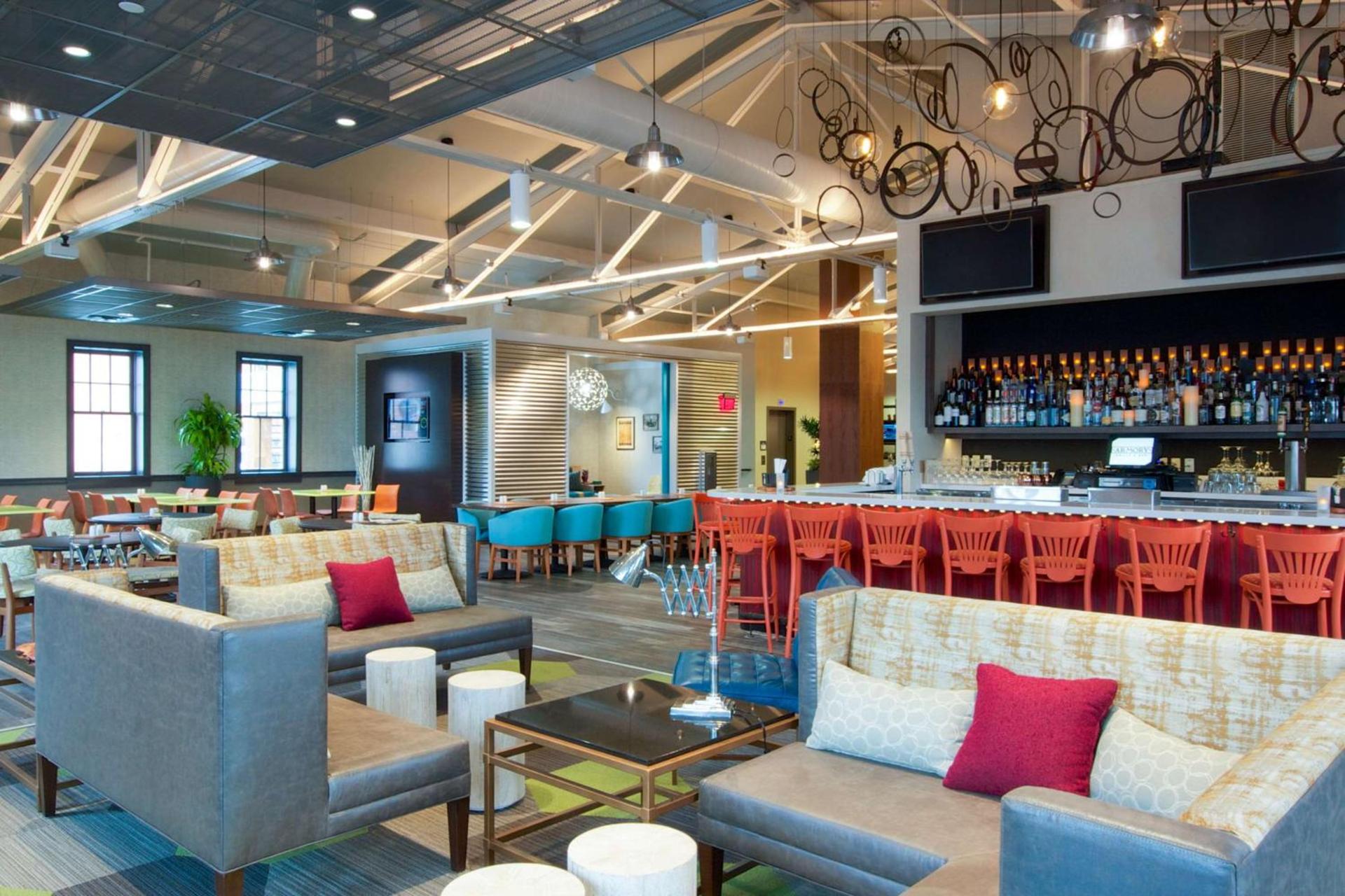 Hilton Garden Inn Burlington Downtown photo 5