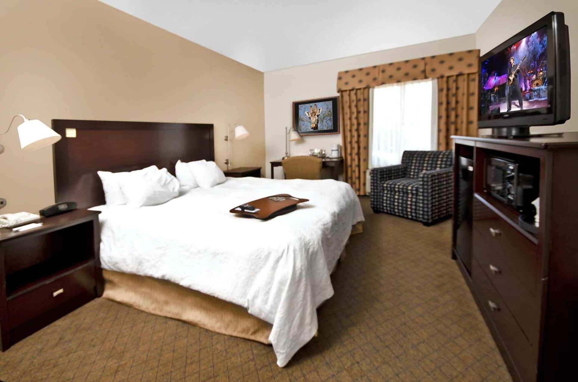 Hampton Inn Asheboro photo 13