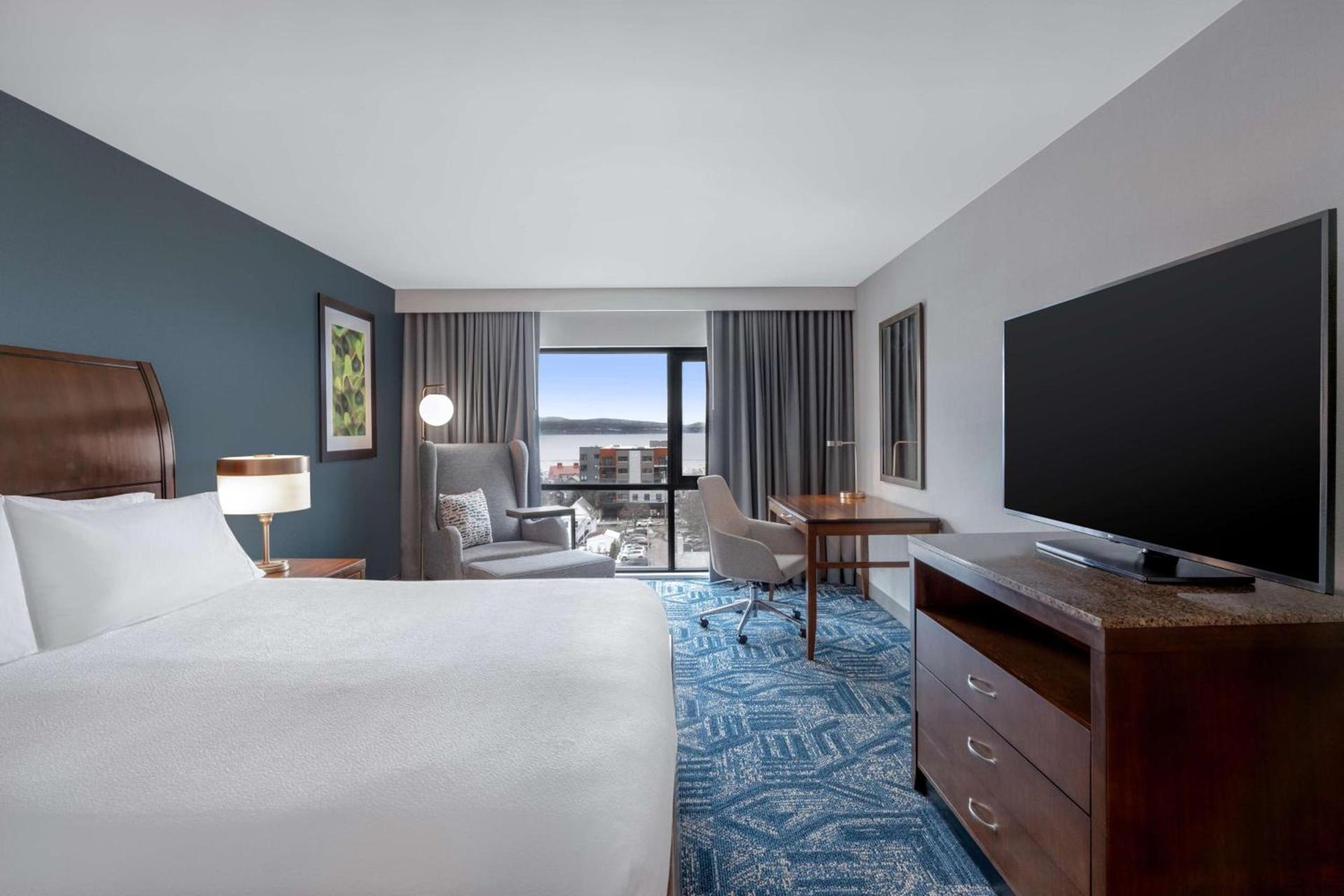 Hilton Garden Inn Burlington Downtown photo 26