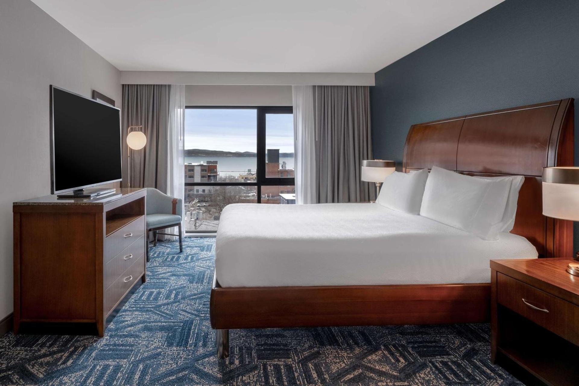 Hilton Garden Inn Burlington Downtown photo 31