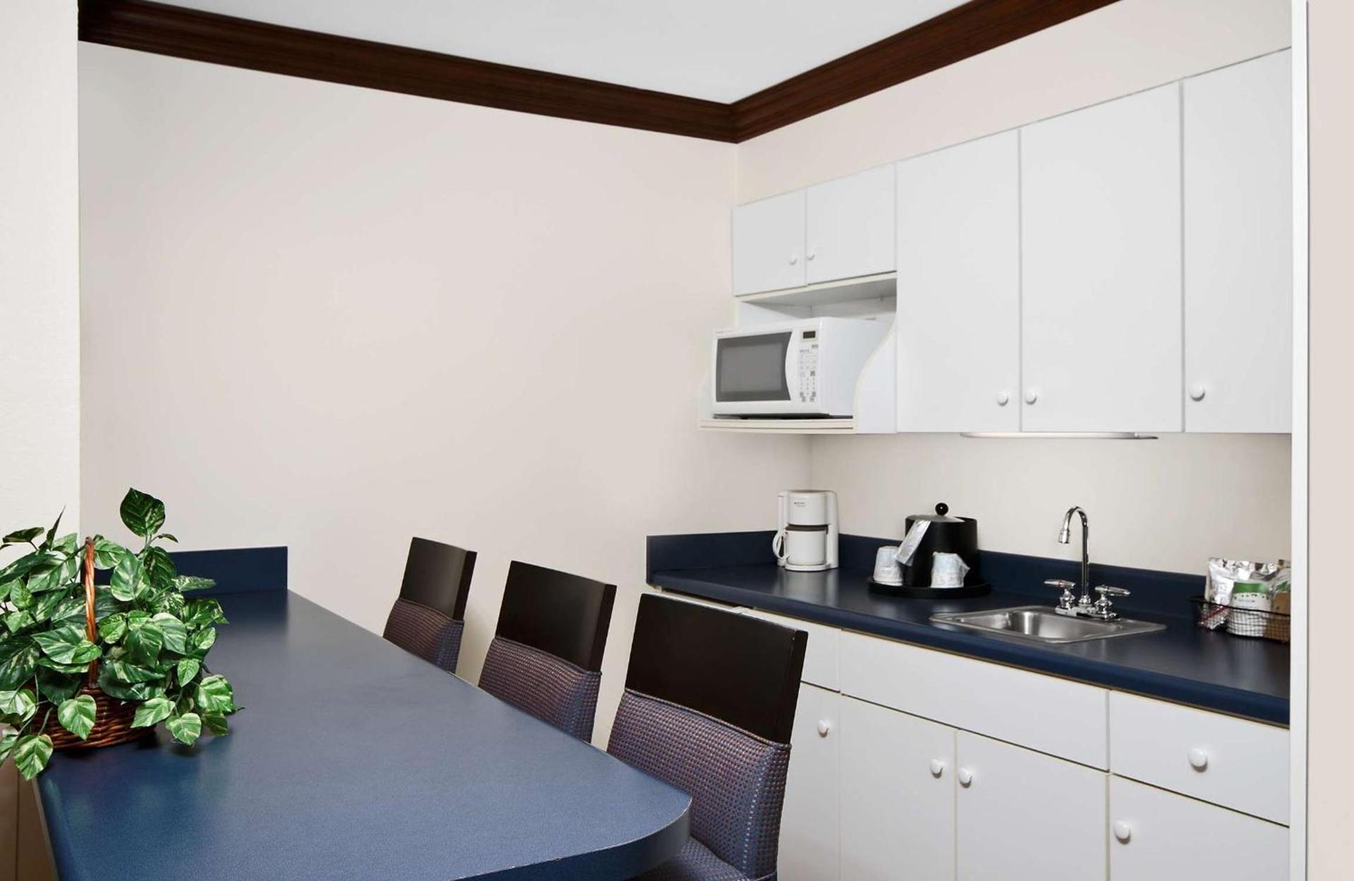 Hampton Inn Asheboro photo 19