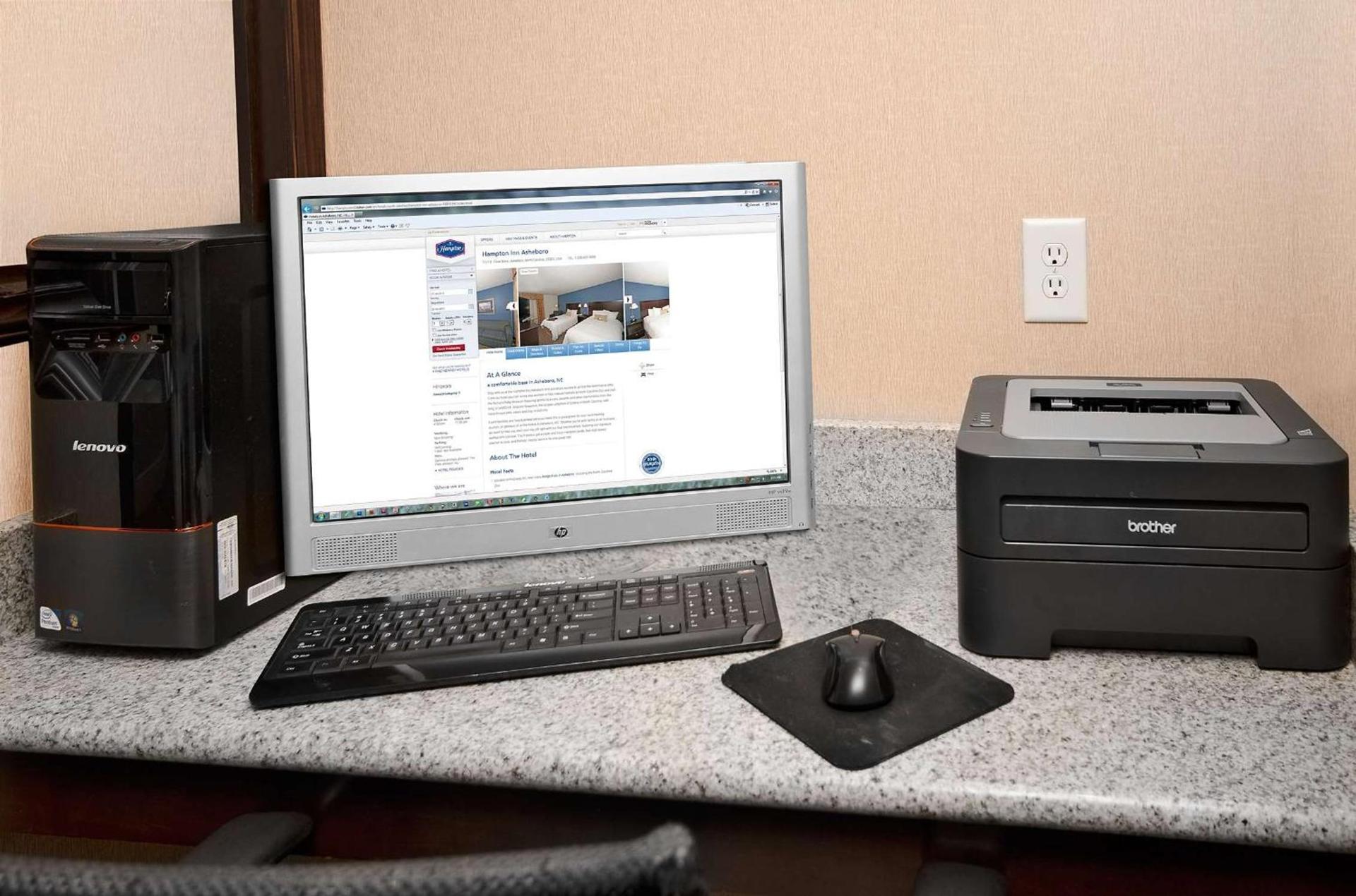 Hampton Inn Asheboro photo 11