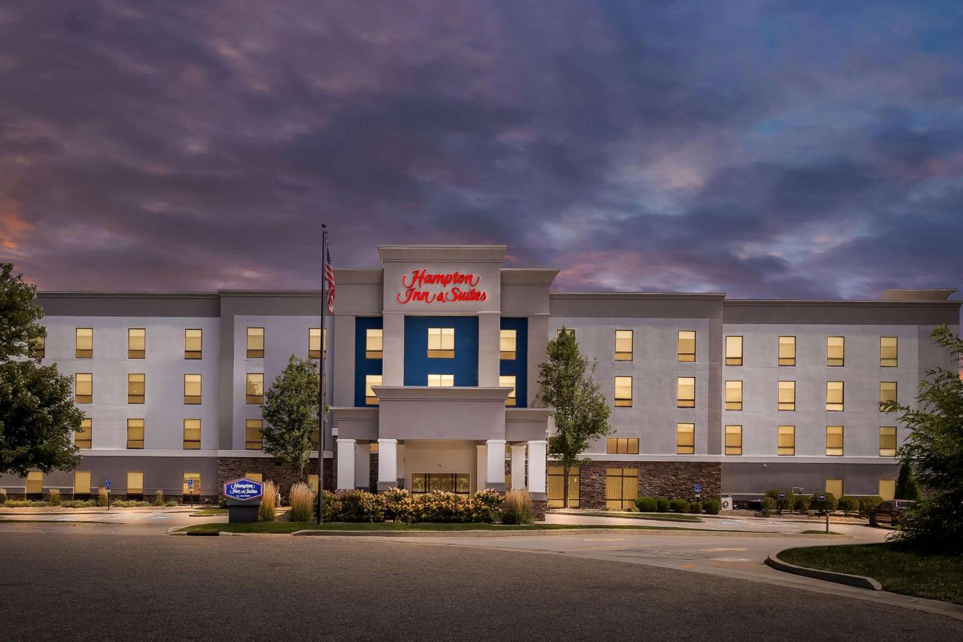 Hampton Inn & Suites Canton photo 5
