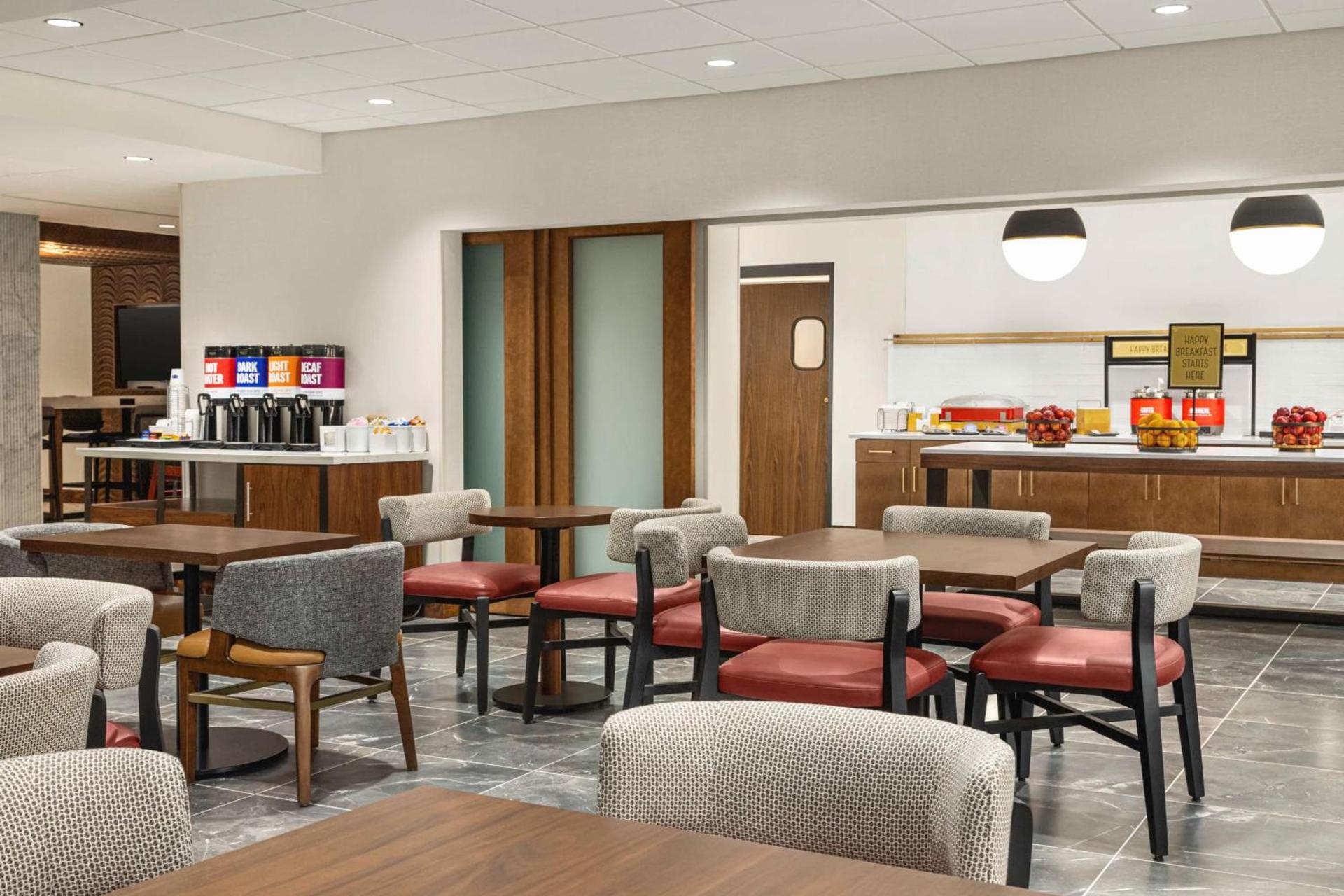 Hampton Inn Columbia-Downtown Historic District photo 14