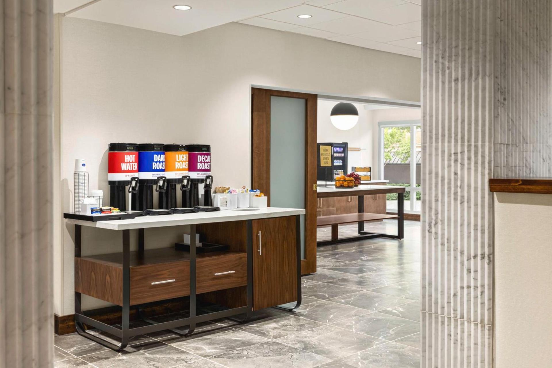 Hampton Inn Columbia-Downtown Historic District photo 19