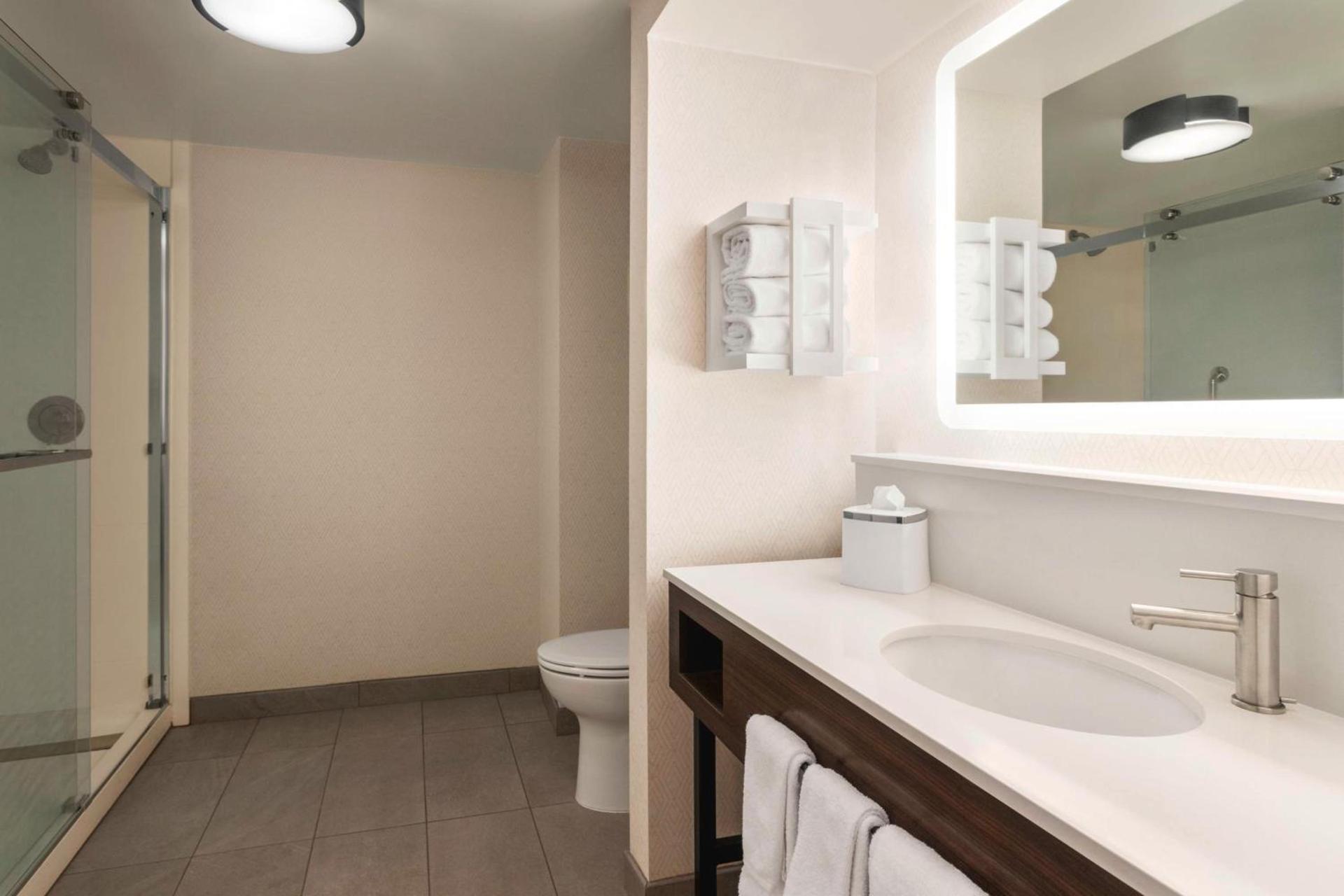 Hampton Inn Columbia-Downtown Historic District photo 29