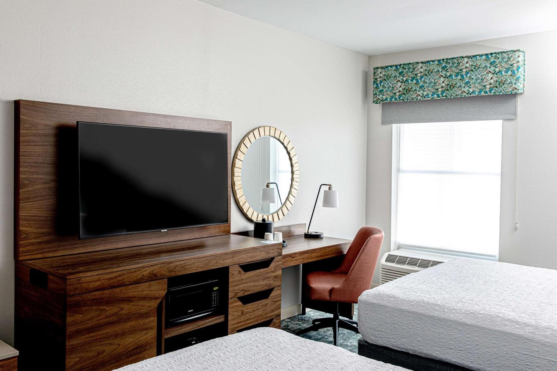 Hampton Inn & Suites Charleston-West Ashley photo 46