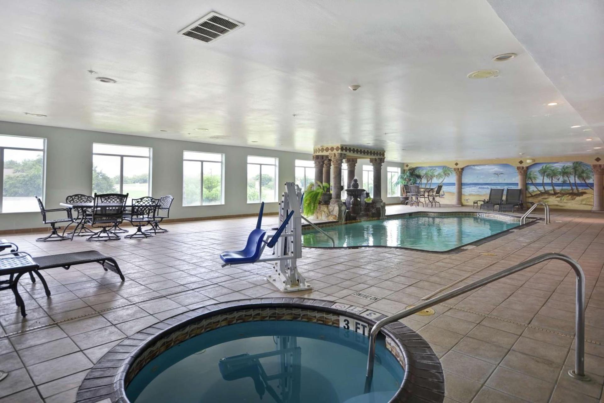 Hampton Inn Corpus Christi-Northwest I-37 photo 14