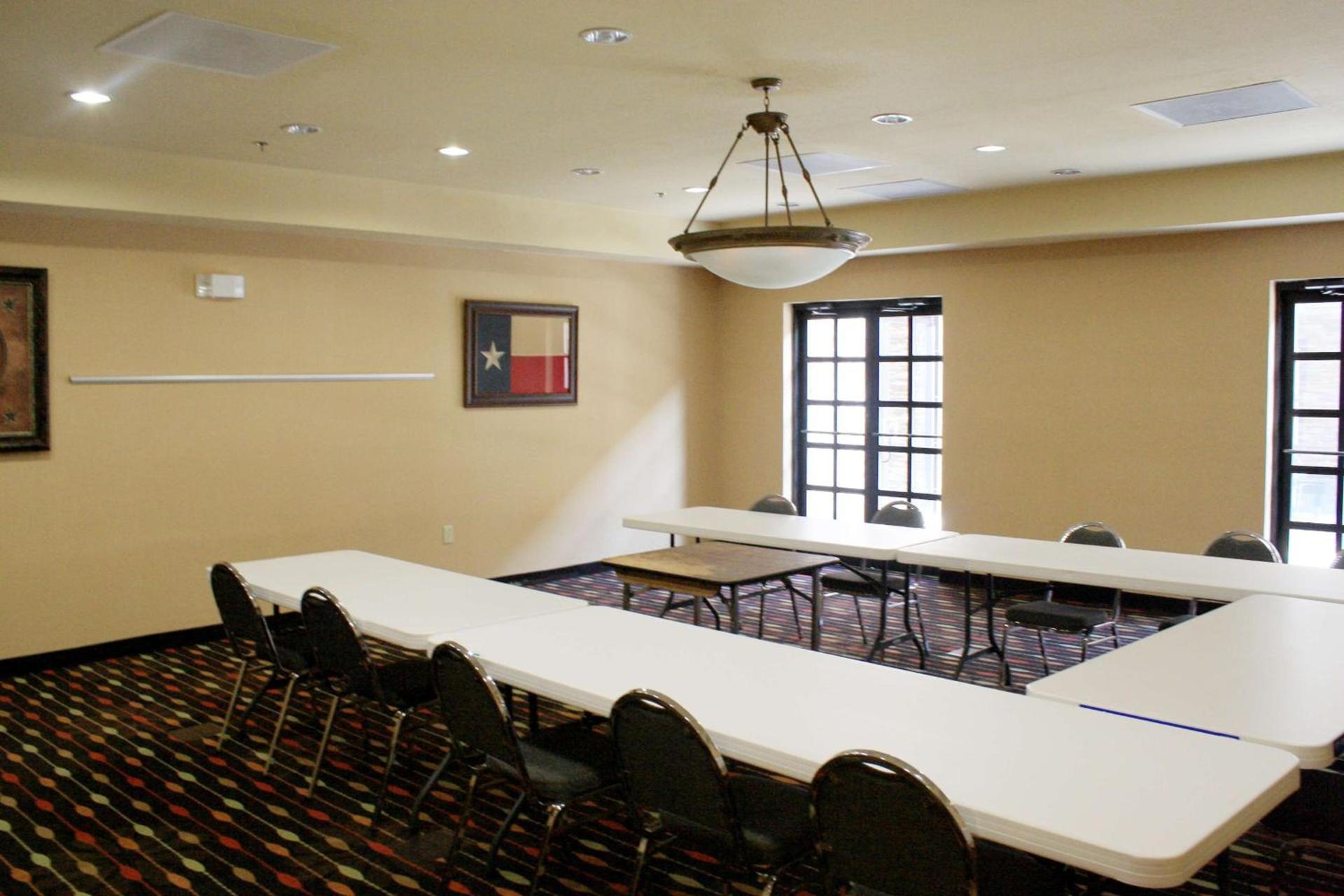 Hampton Inn & Suites Dallas-Arlington North-Entertainment District photo 11
