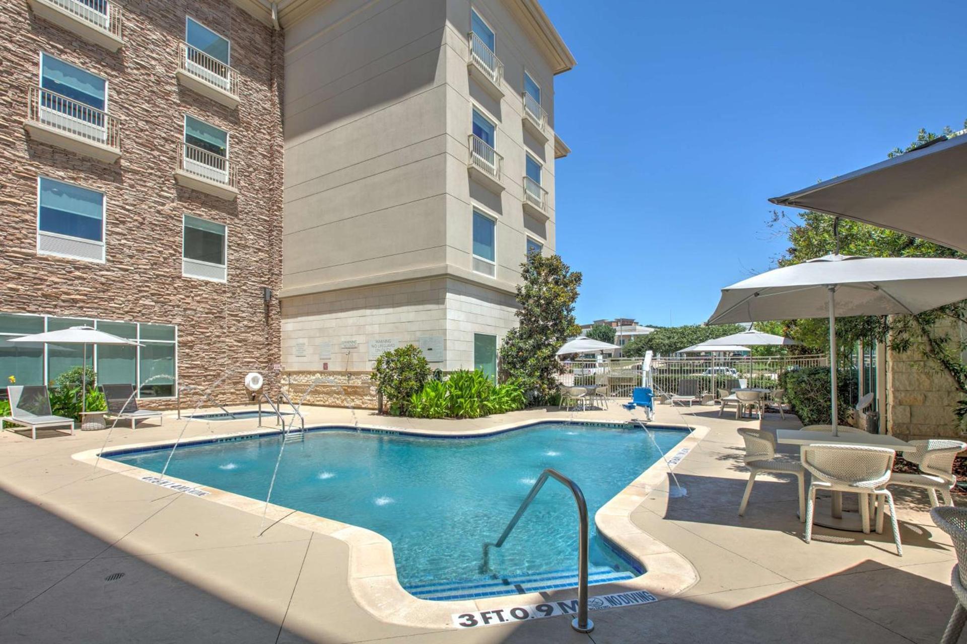 Hilton Garden Inn Dallas Arlington photo 22