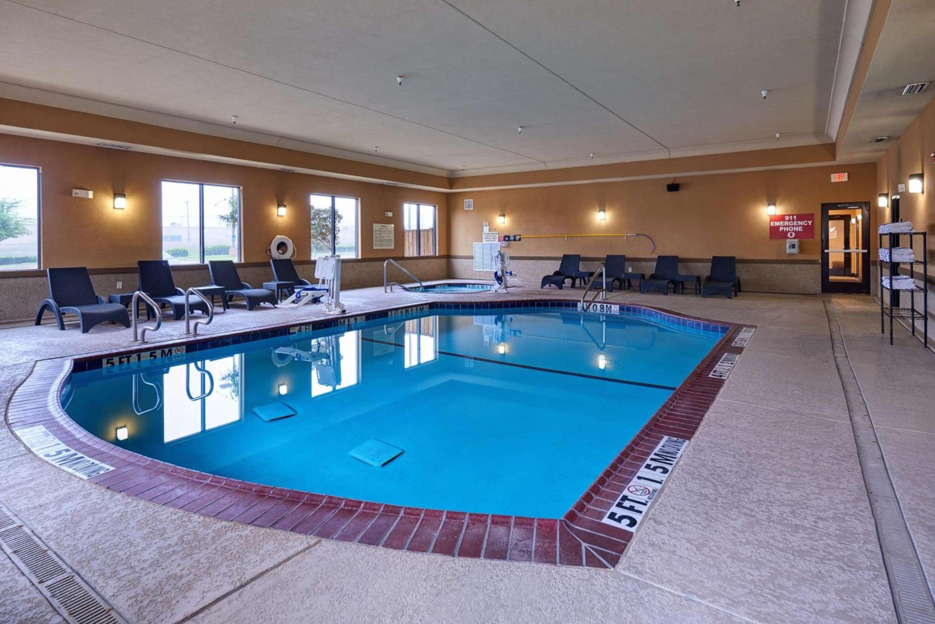 Hampton Inn & Suites Longview North photo 7