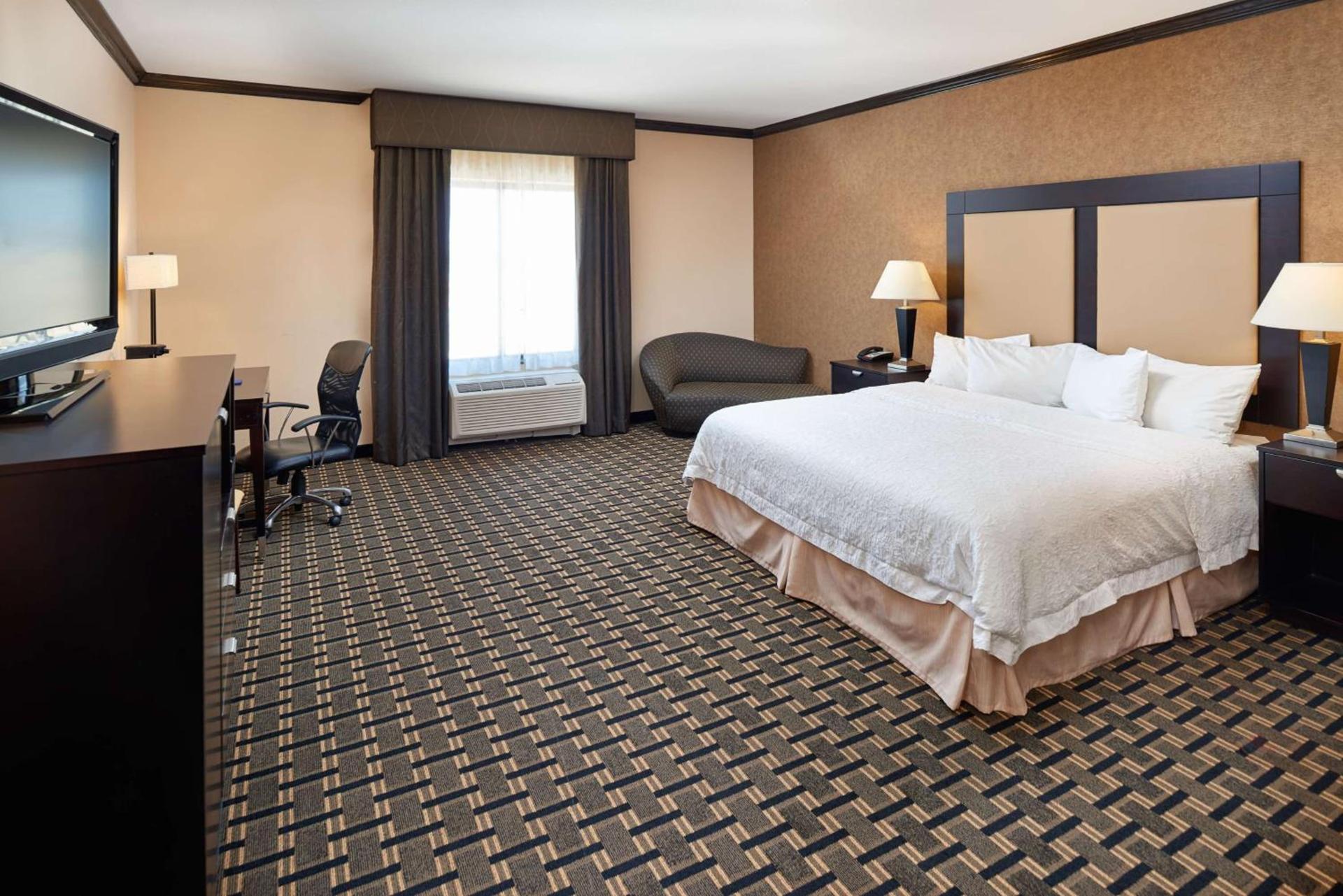 Hampton Inn & Suites Longview North photo 13