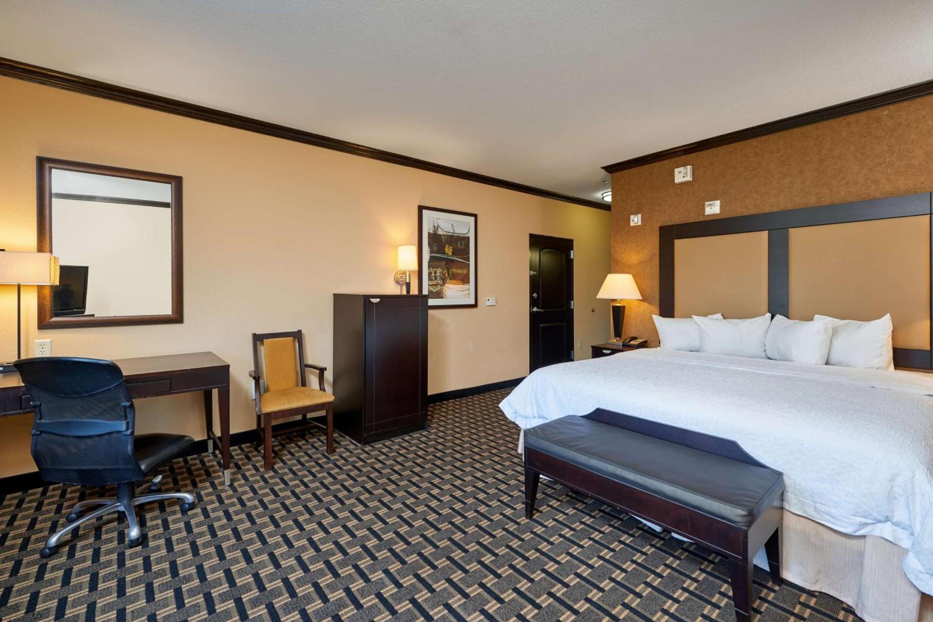 Hampton Inn & Suites Longview North photo 19