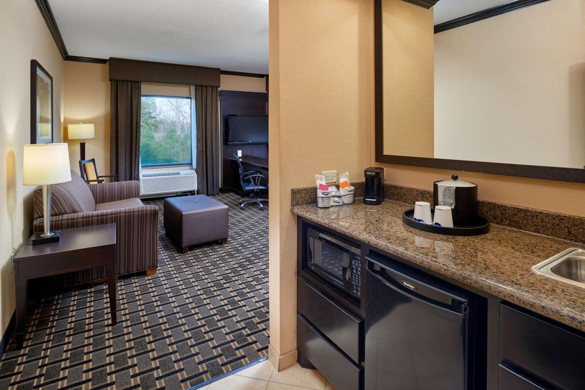 Hampton Inn & Suites Longview North photo 28