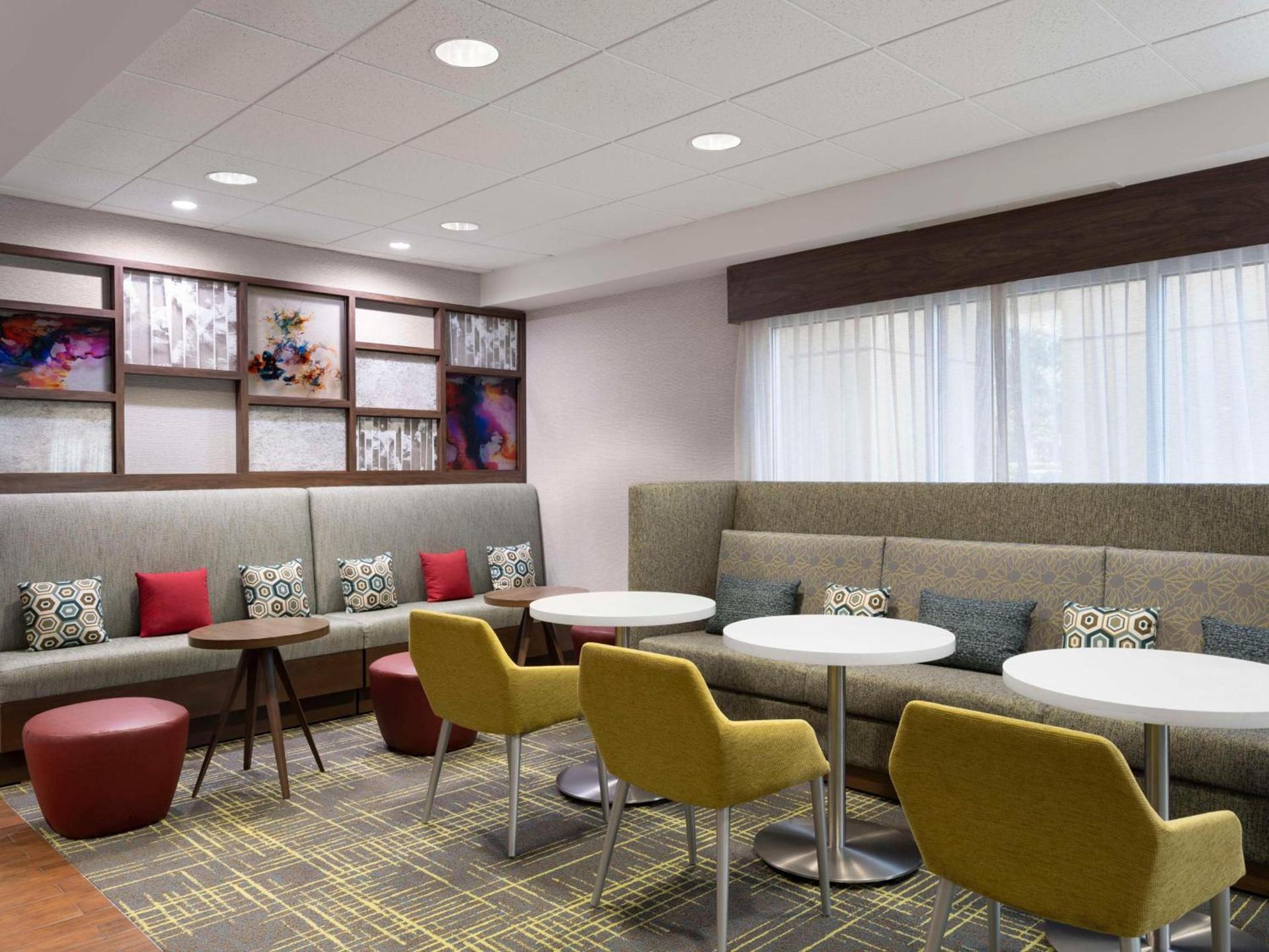 Hampton Inn Houston Near the Galleria photo 2