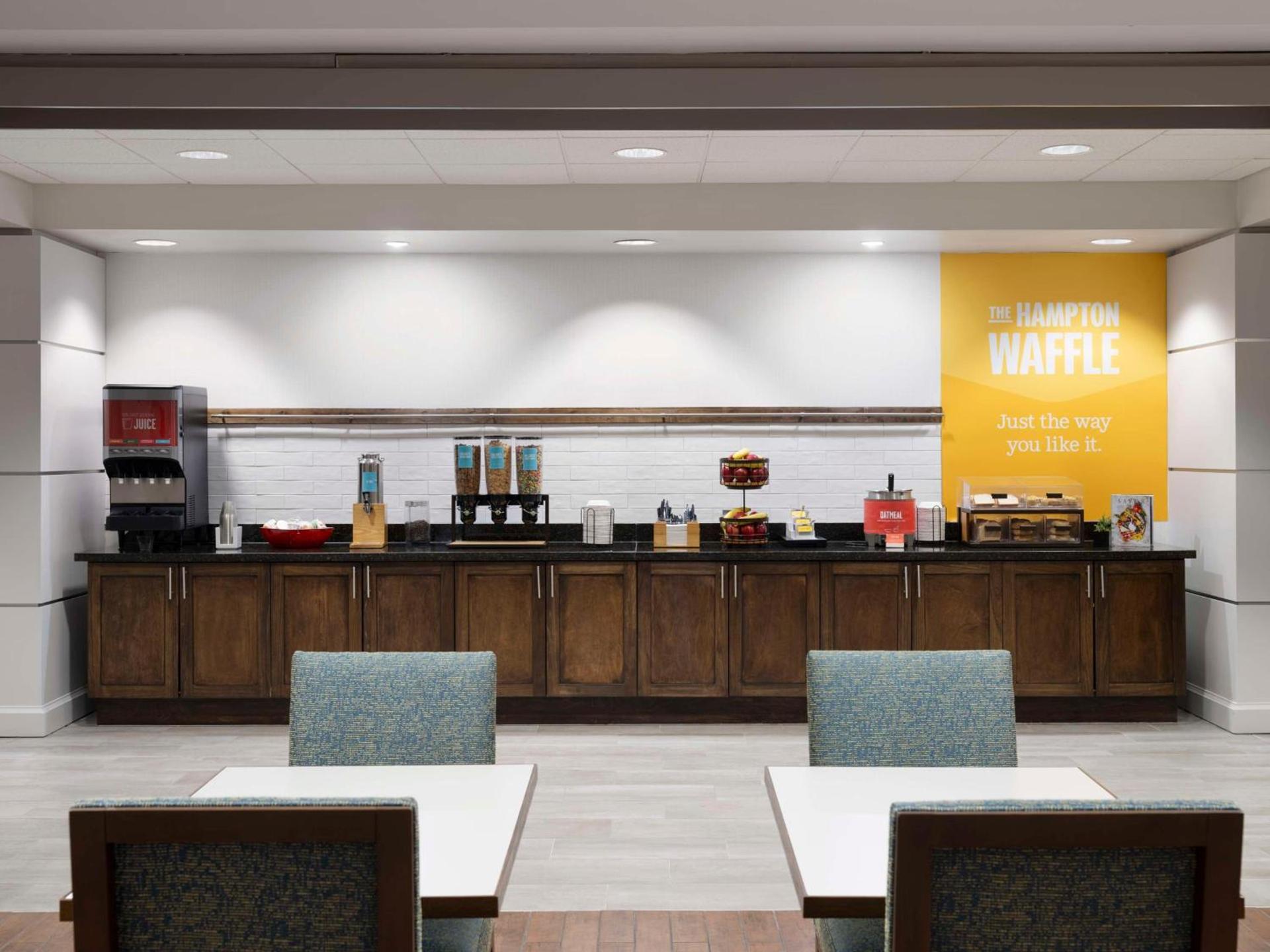 Hampton Inn Houston Near the Galleria photo 6