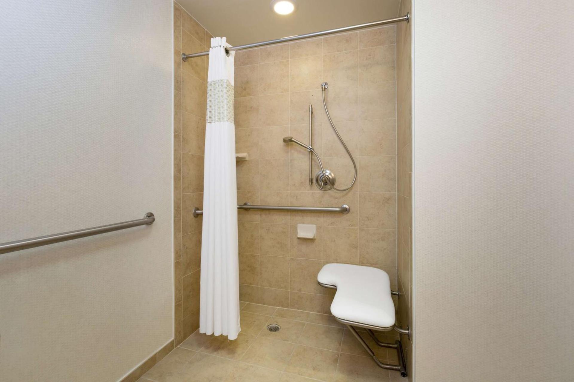Hampton Inn Houston Near the Galleria photo 16