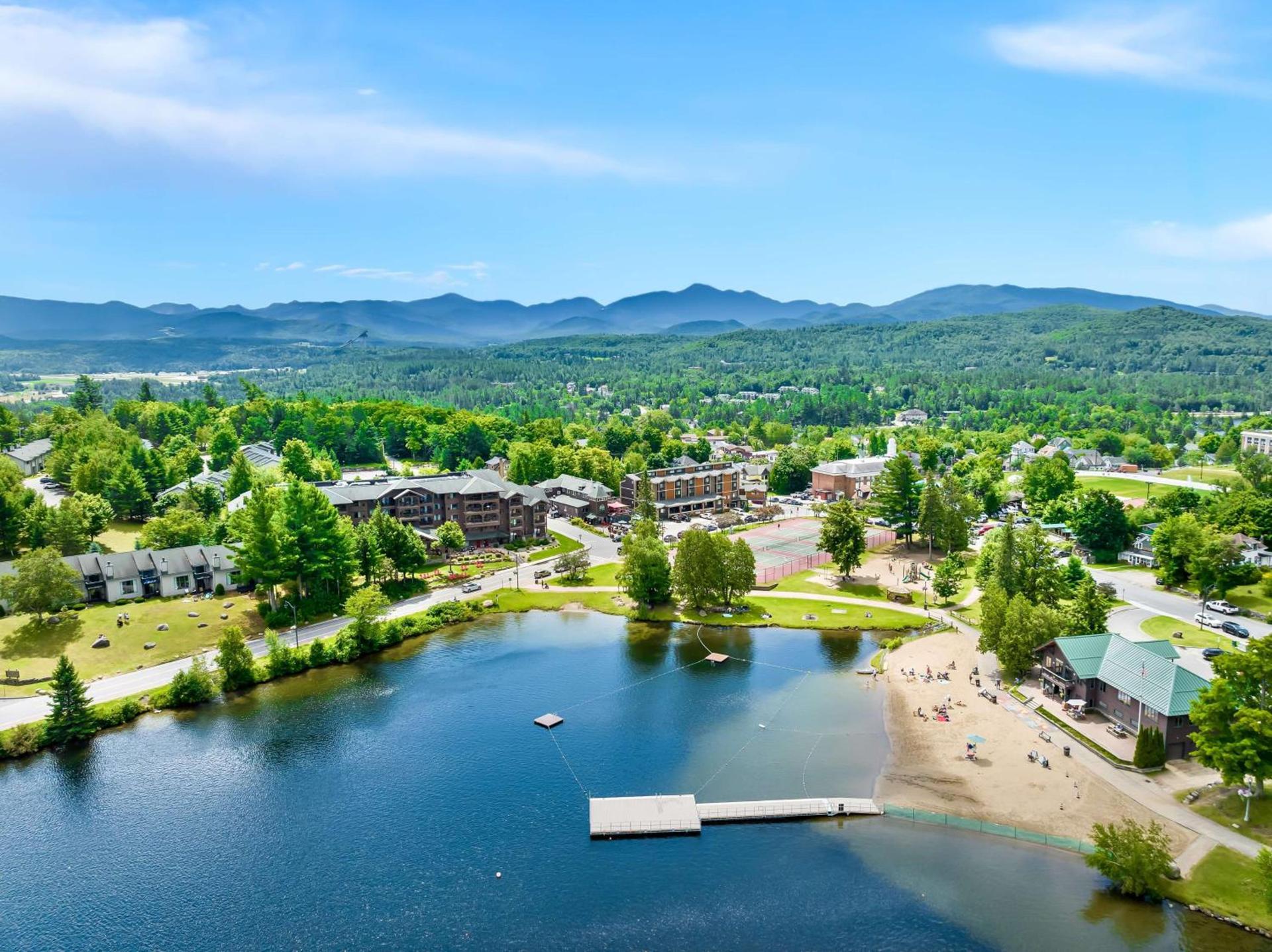 Hampton Inn & Suites Lake Placid photo 2