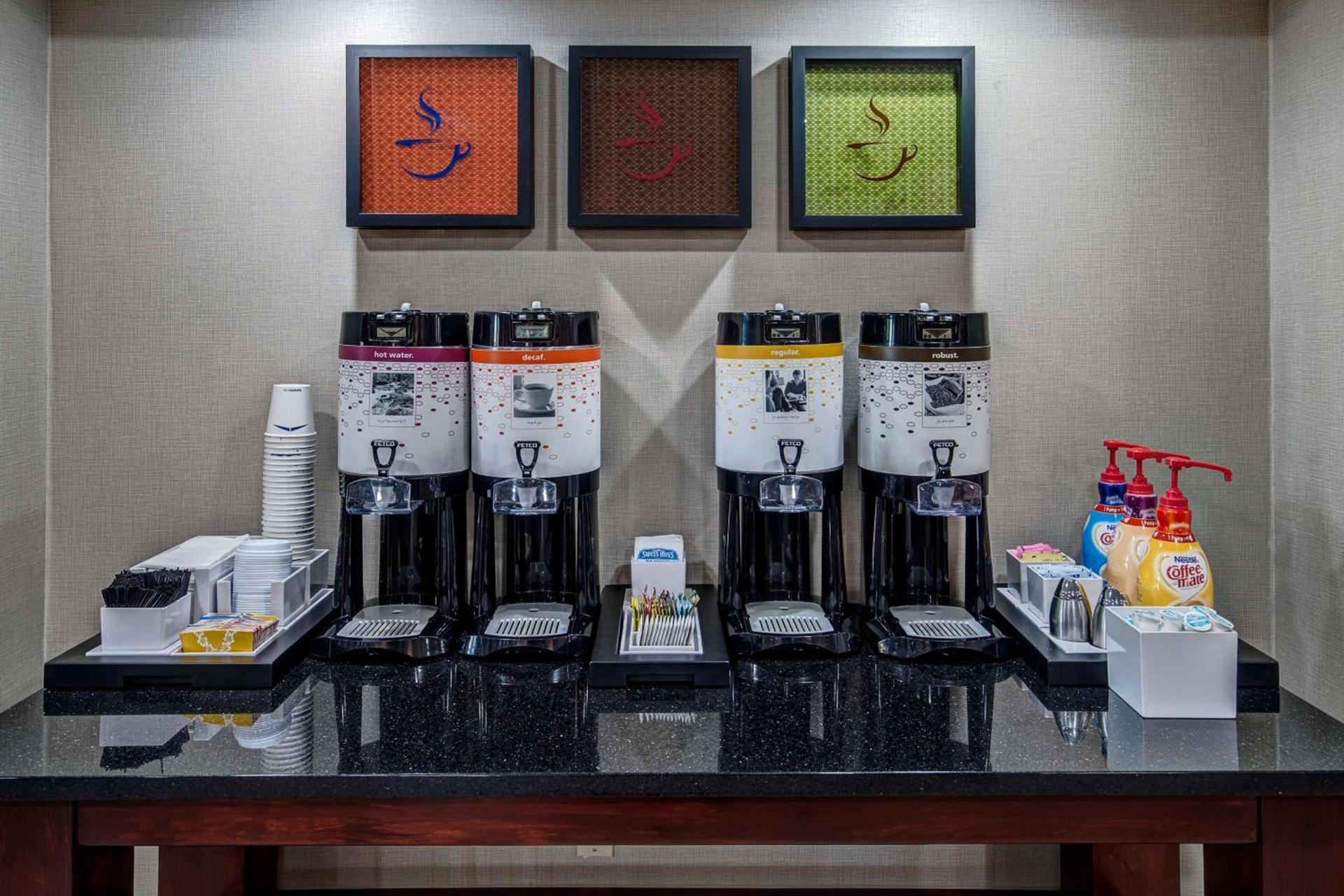Hampton Inn Orlando-Maingate South photo 14