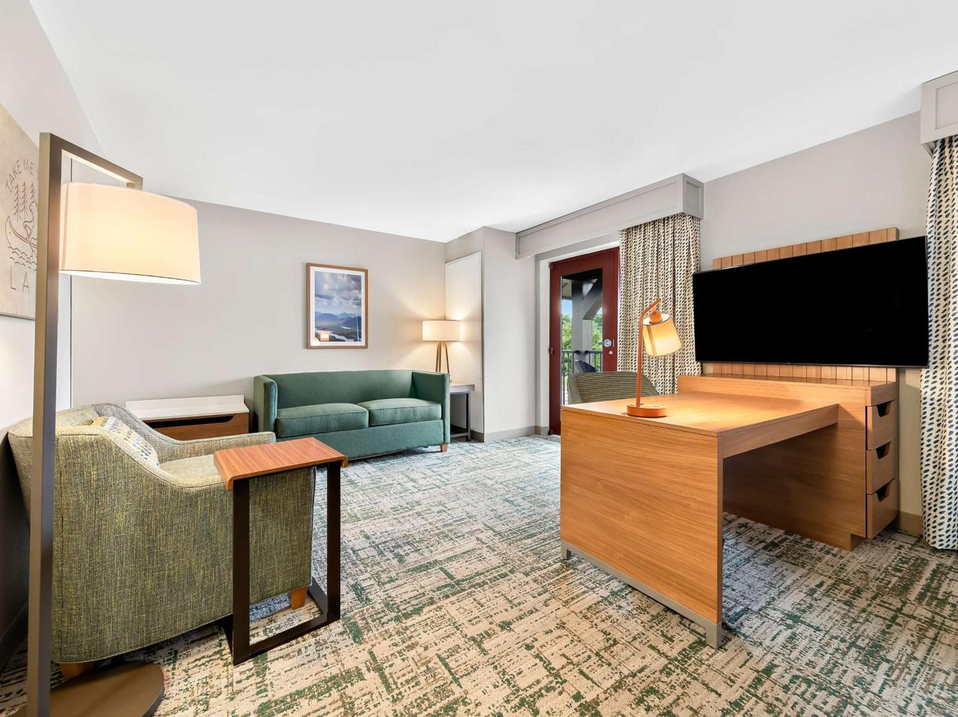 Hampton Inn & Suites Lake Placid photo 35