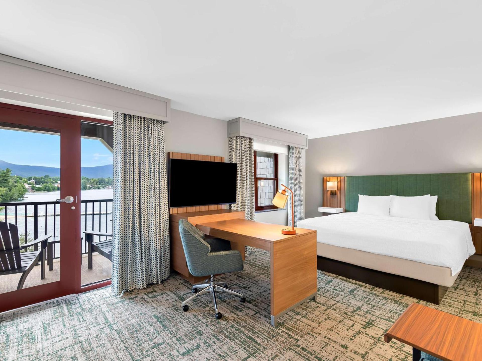 Hampton Inn & Suites Lake Placid photo 40