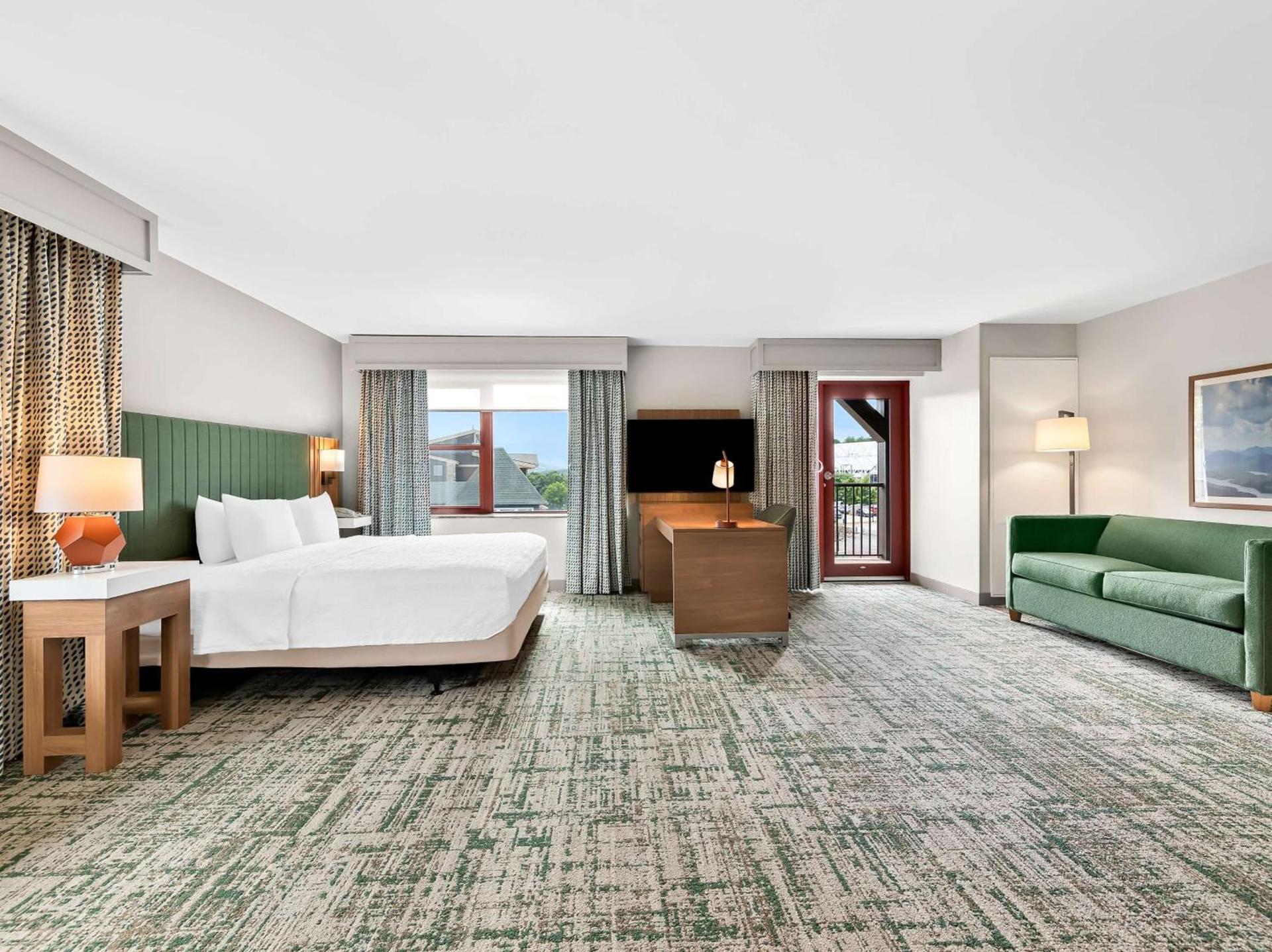 Hampton Inn & Suites Lake Placid photo 39