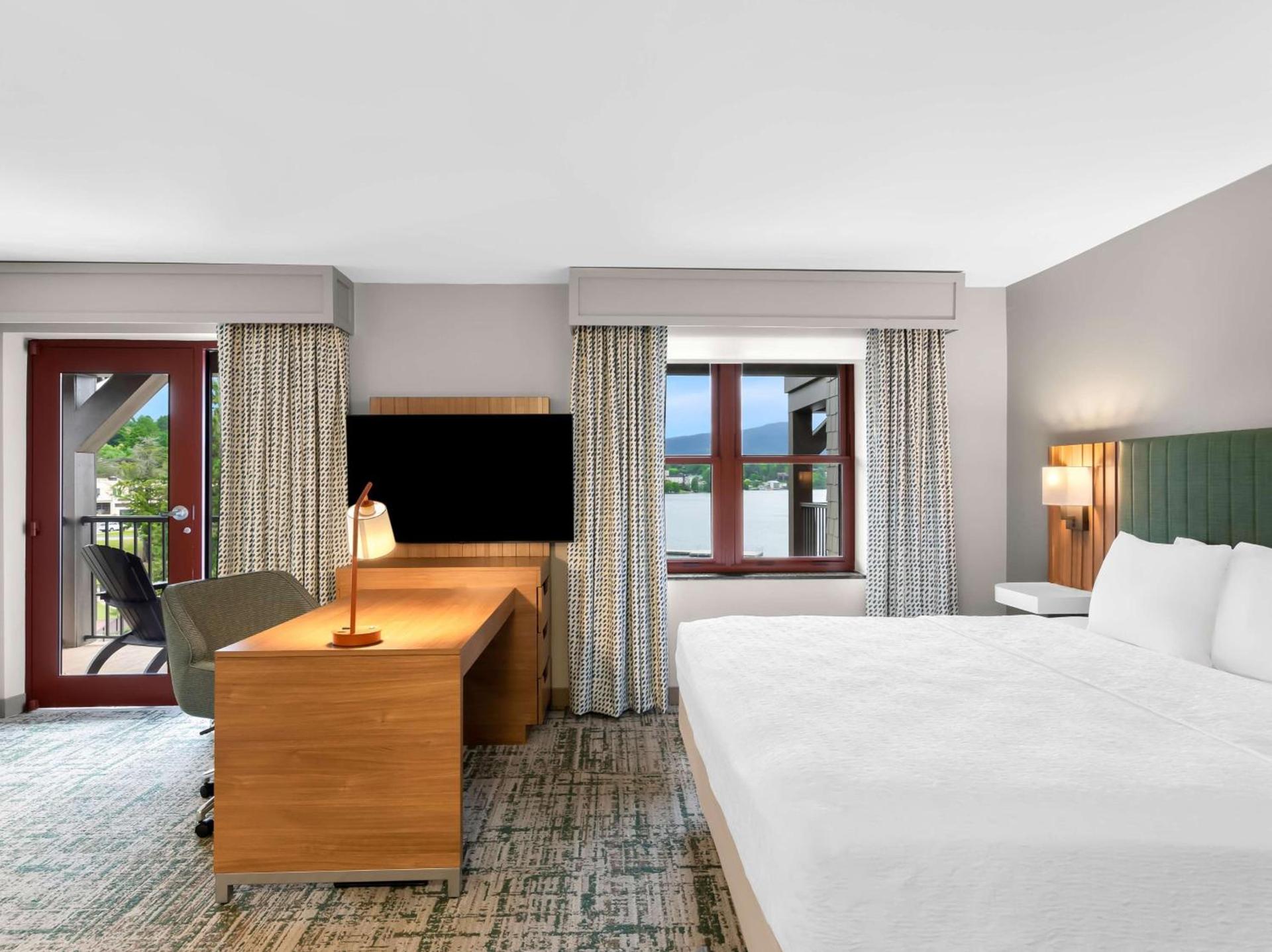Hampton Inn & Suites Lake Placid photo 45