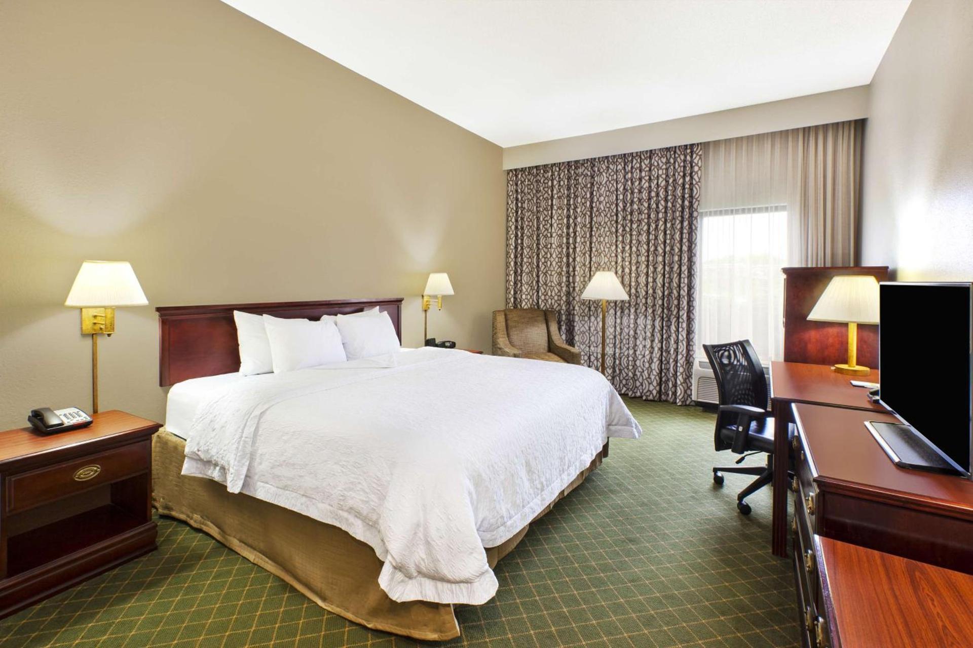 Hampton Inn Marietta photo 8