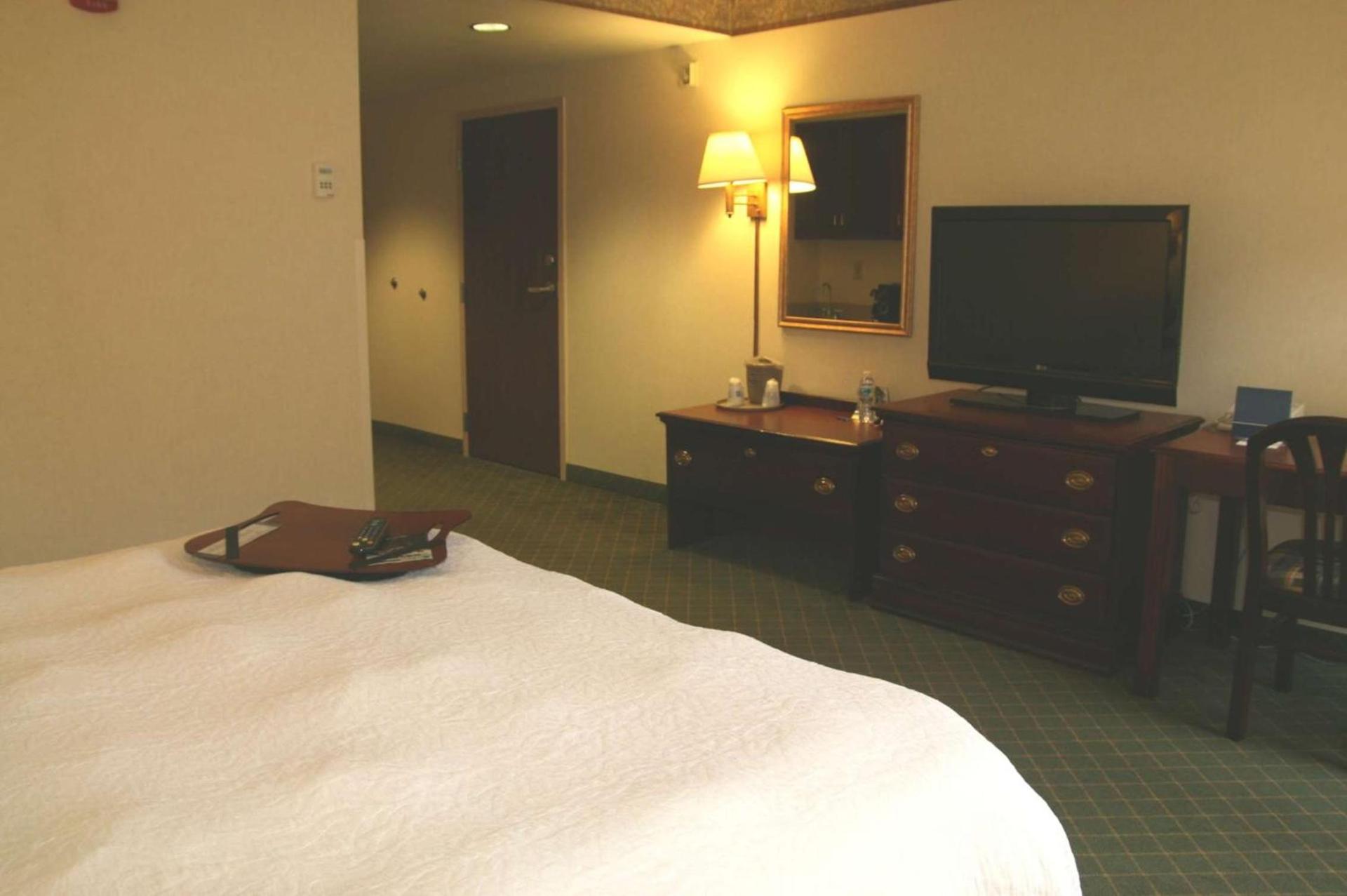 Hampton Inn Marietta photo 2