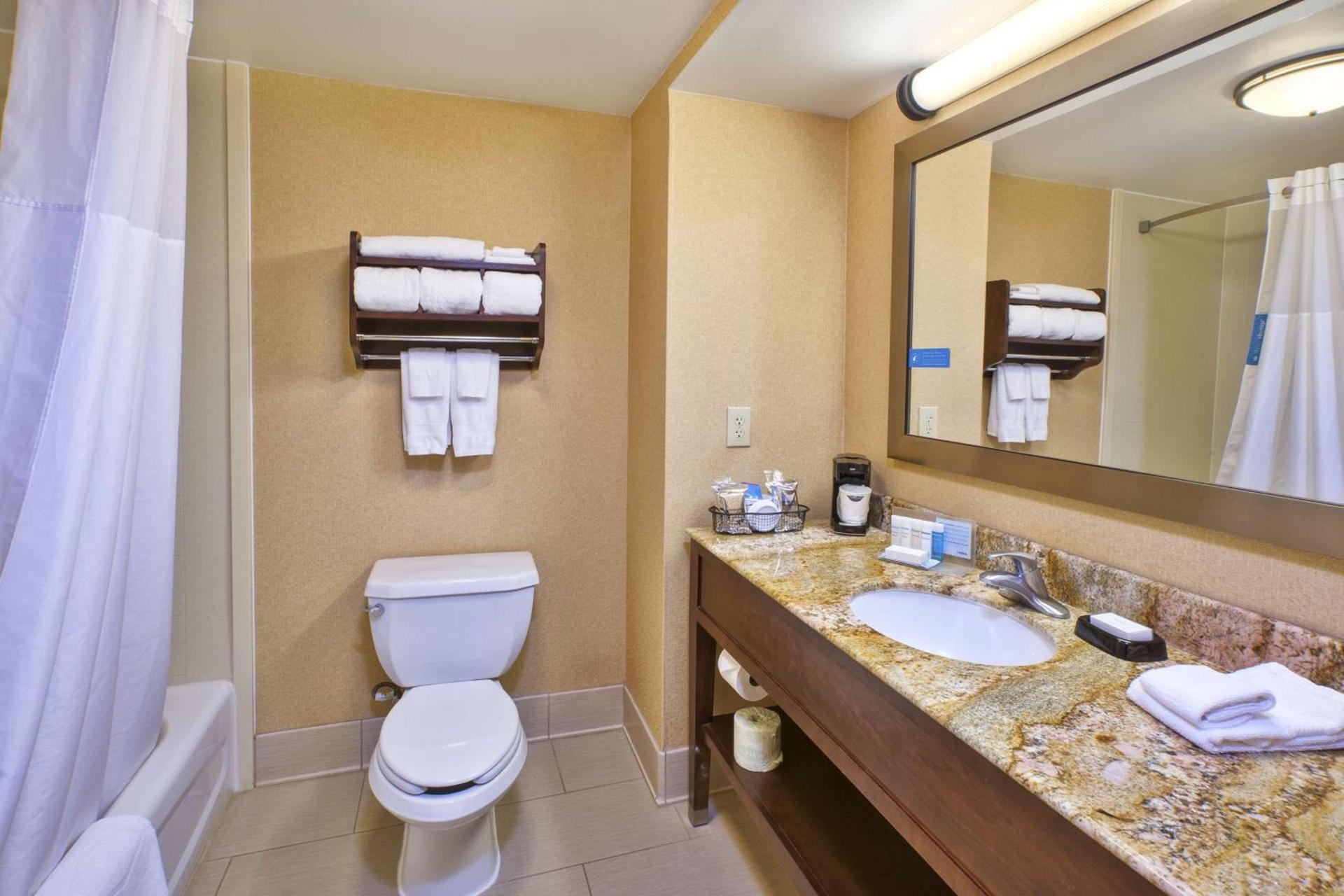 Hampton Inn Marietta photo 11