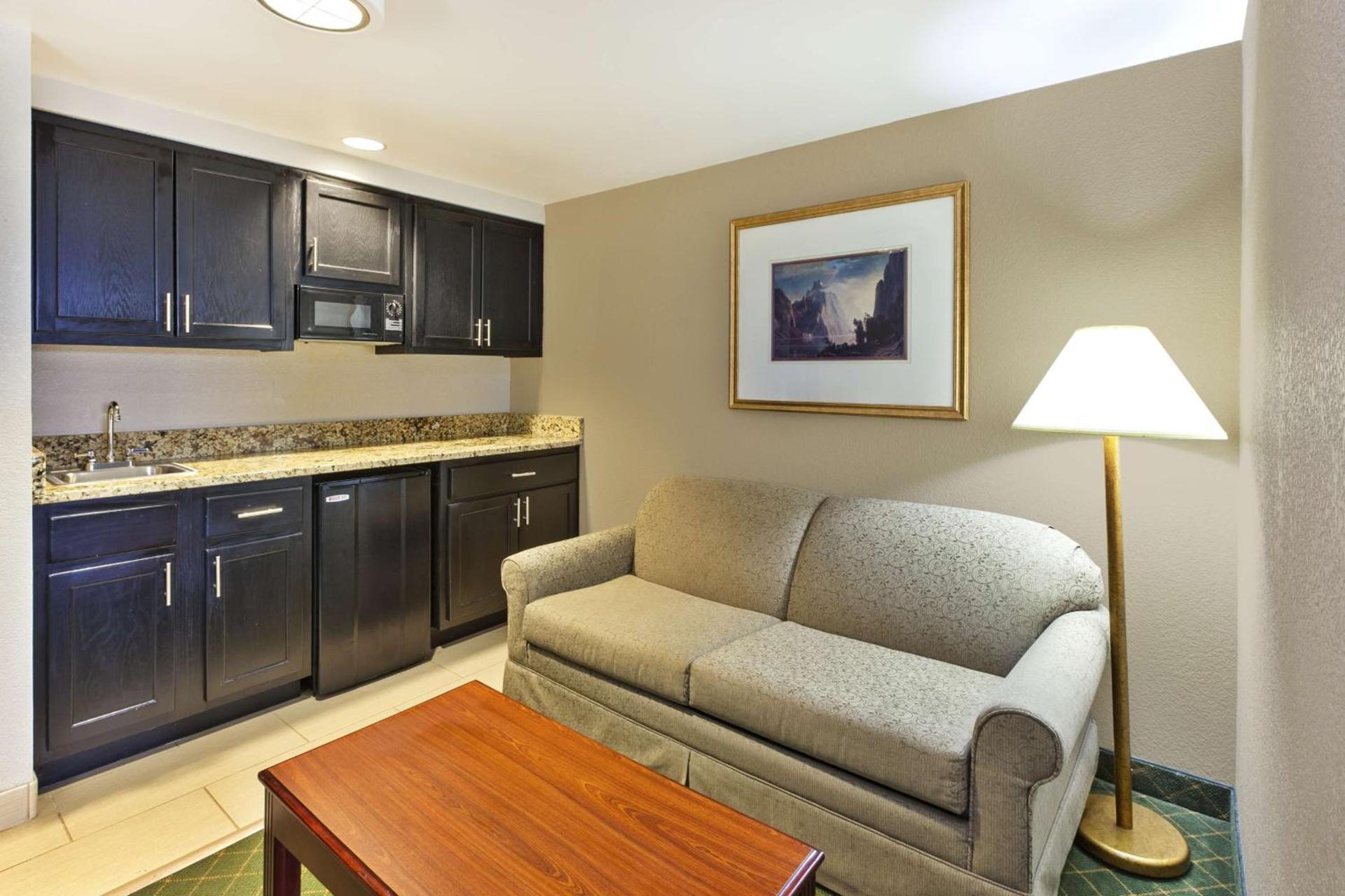 Hampton Inn Marietta photo 9