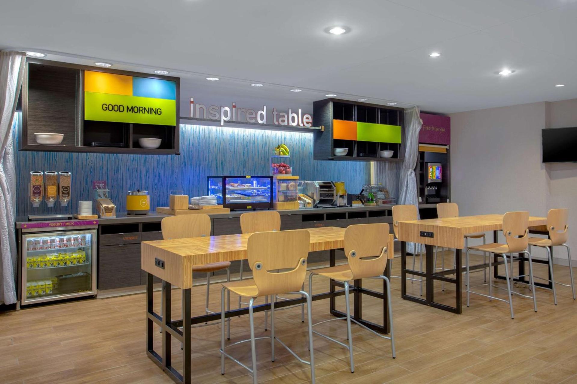 Home2 Suites By Hilton Omaha West photo 9