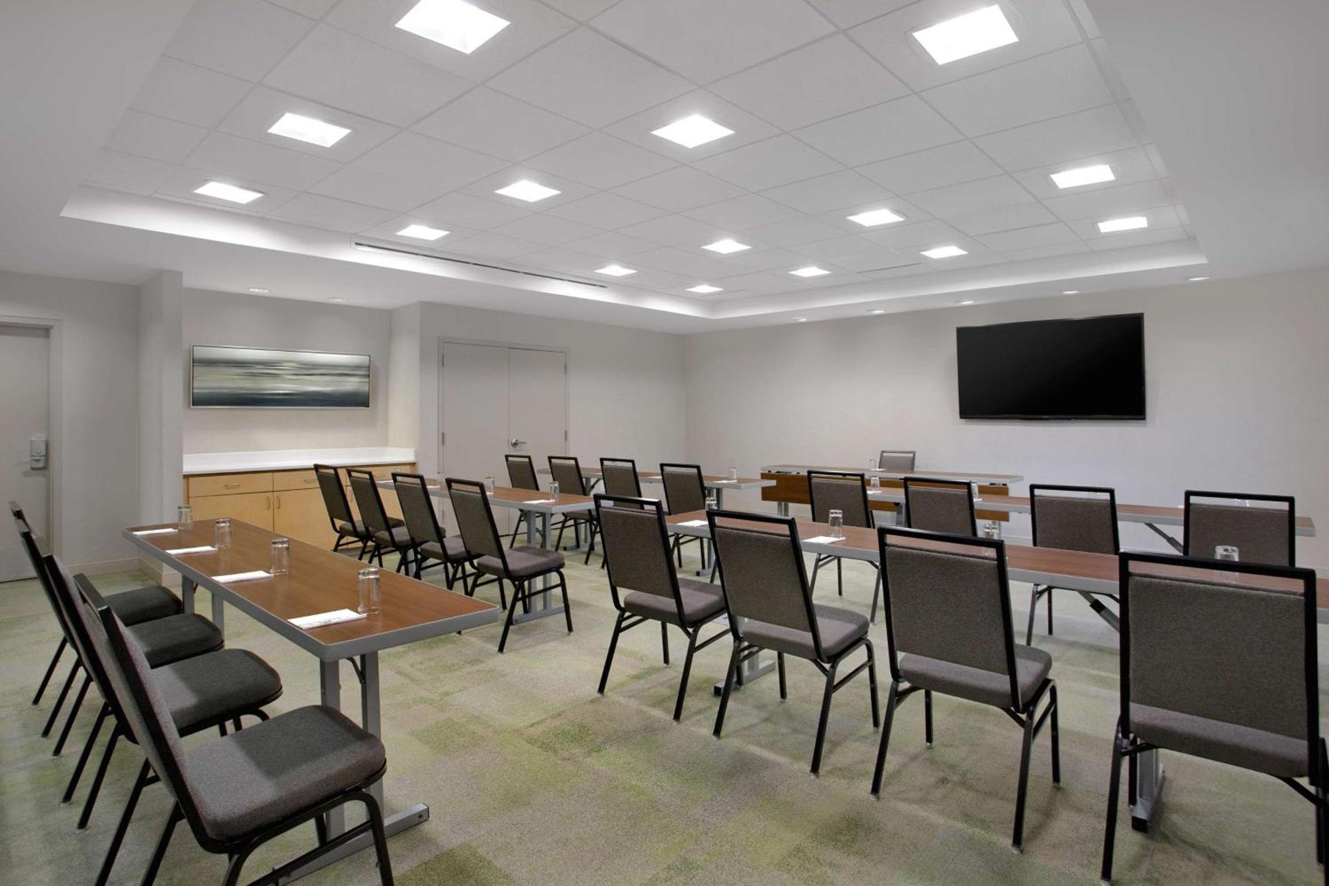 Home2 Suites By Hilton Omaha West photo 31